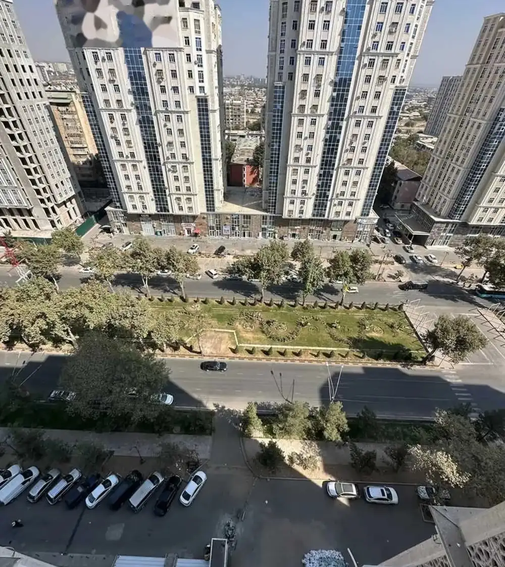 2-комн. квартира, 14 этаж, 54м², Фирдавси