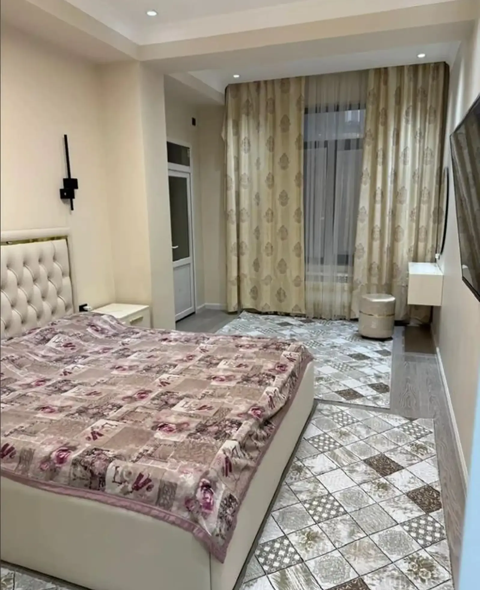2-комн. квартира, 3 этаж, 80м², Шохмансур