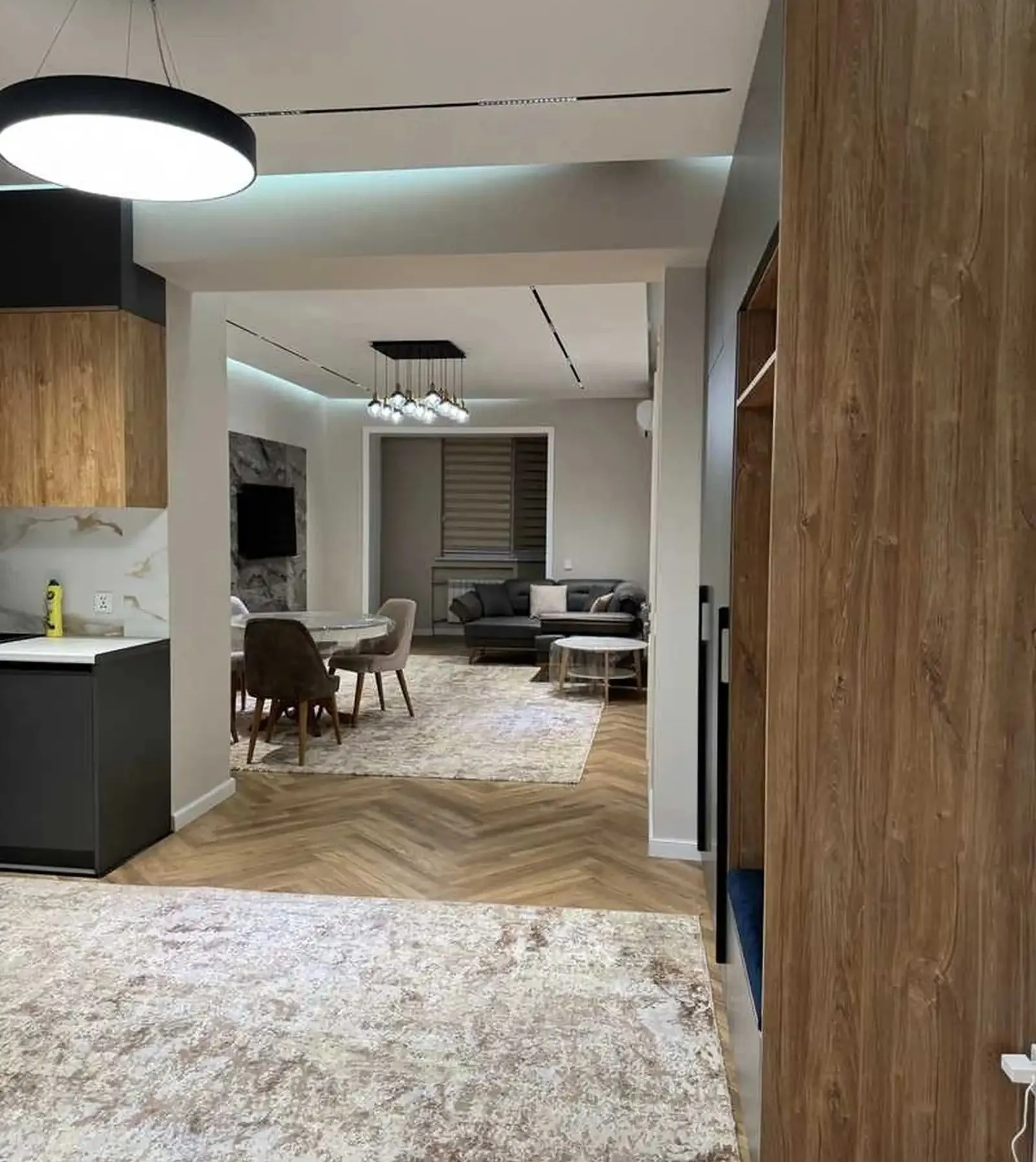 1-комн. квартира, 5 этаж, 81 м², Шохмансур