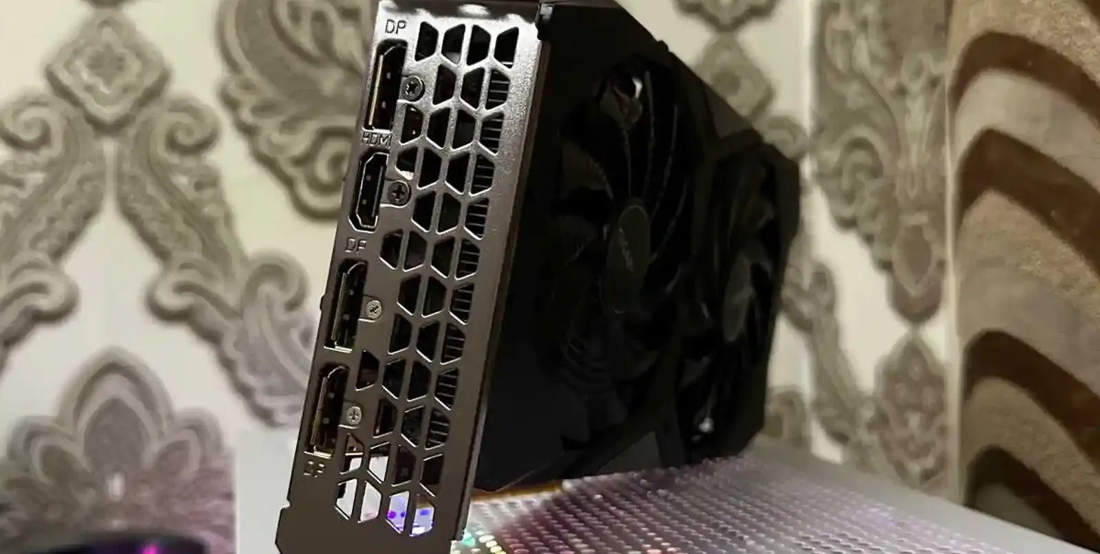 Видеокарта Gigabyte GTX 1660 Super 6Gb