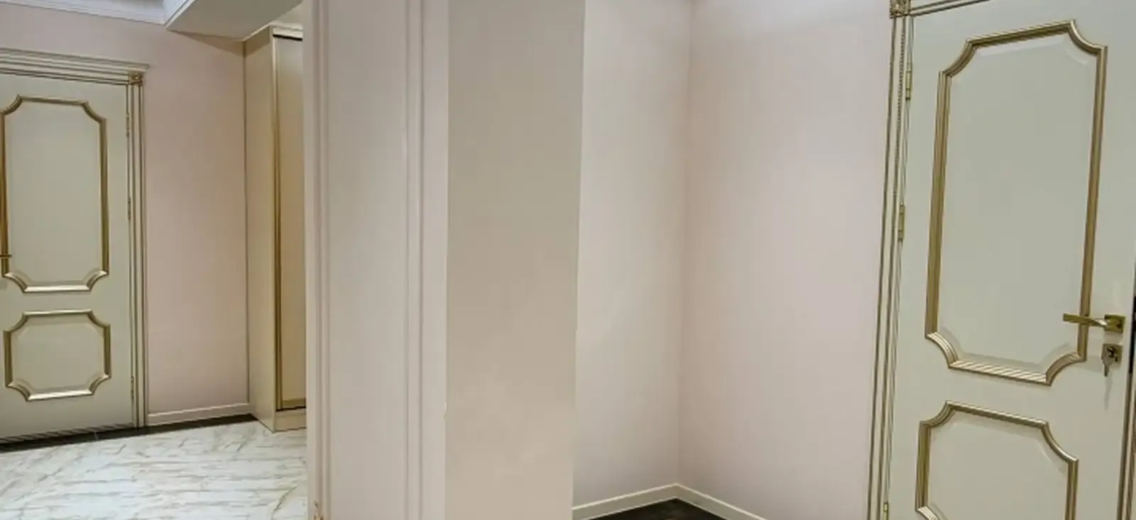 3-комн. квартира, 9 этаж, 126 м², Исмоили Сомони Рудаки 150 Т/Ц Диер