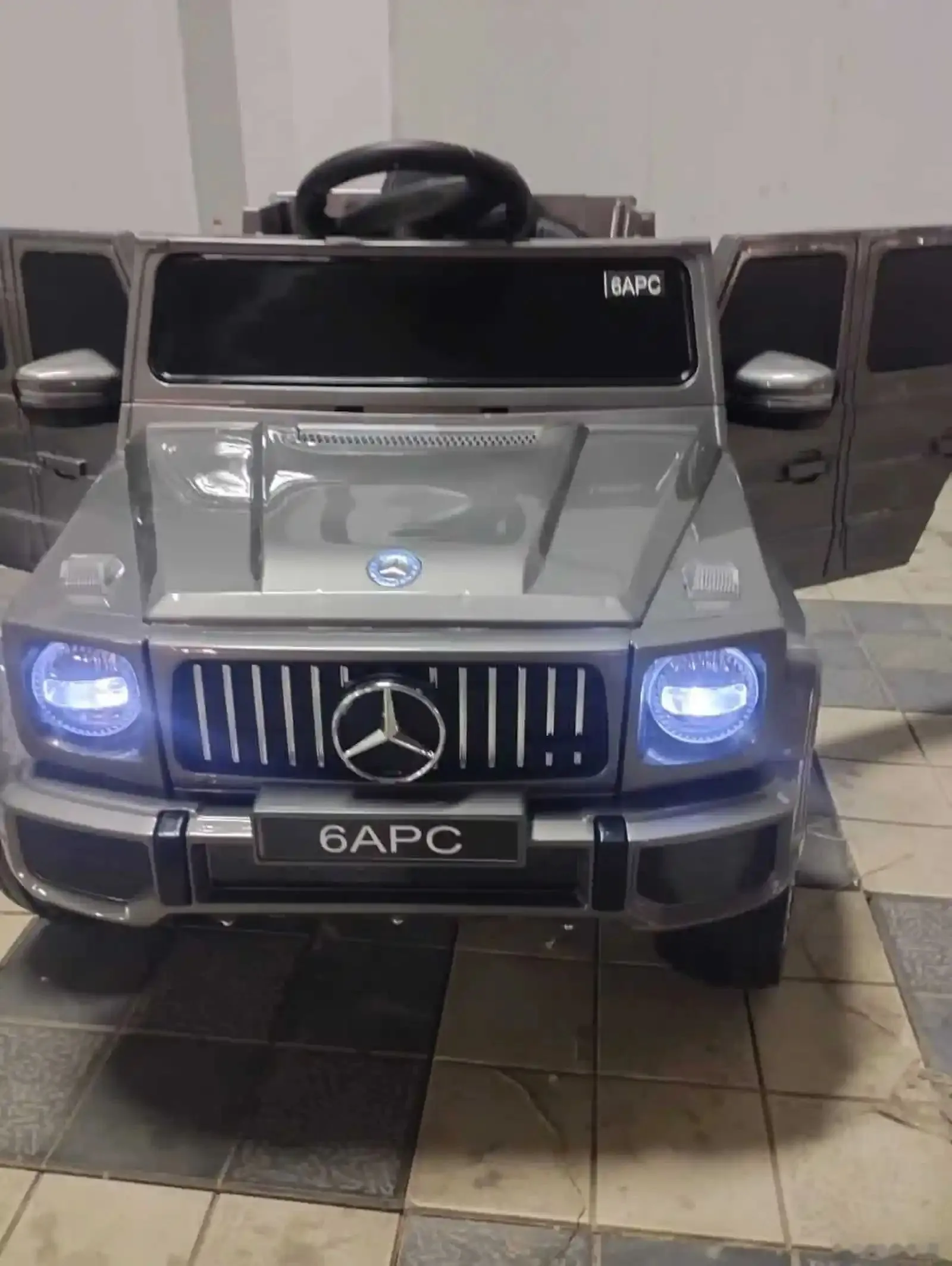 Детский электромобиль