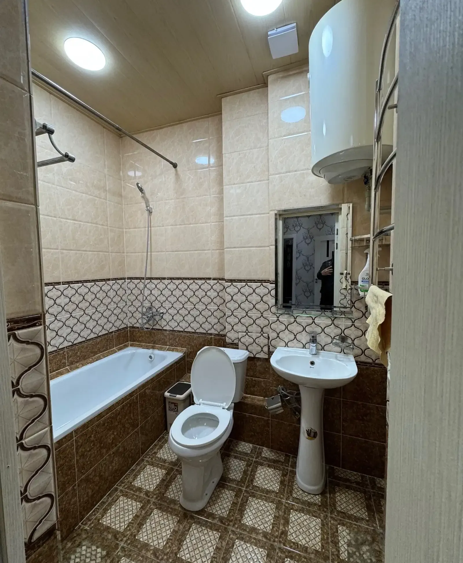 2-комн. квартира, 9 этаж, 55м², Гранд Отель, Овир