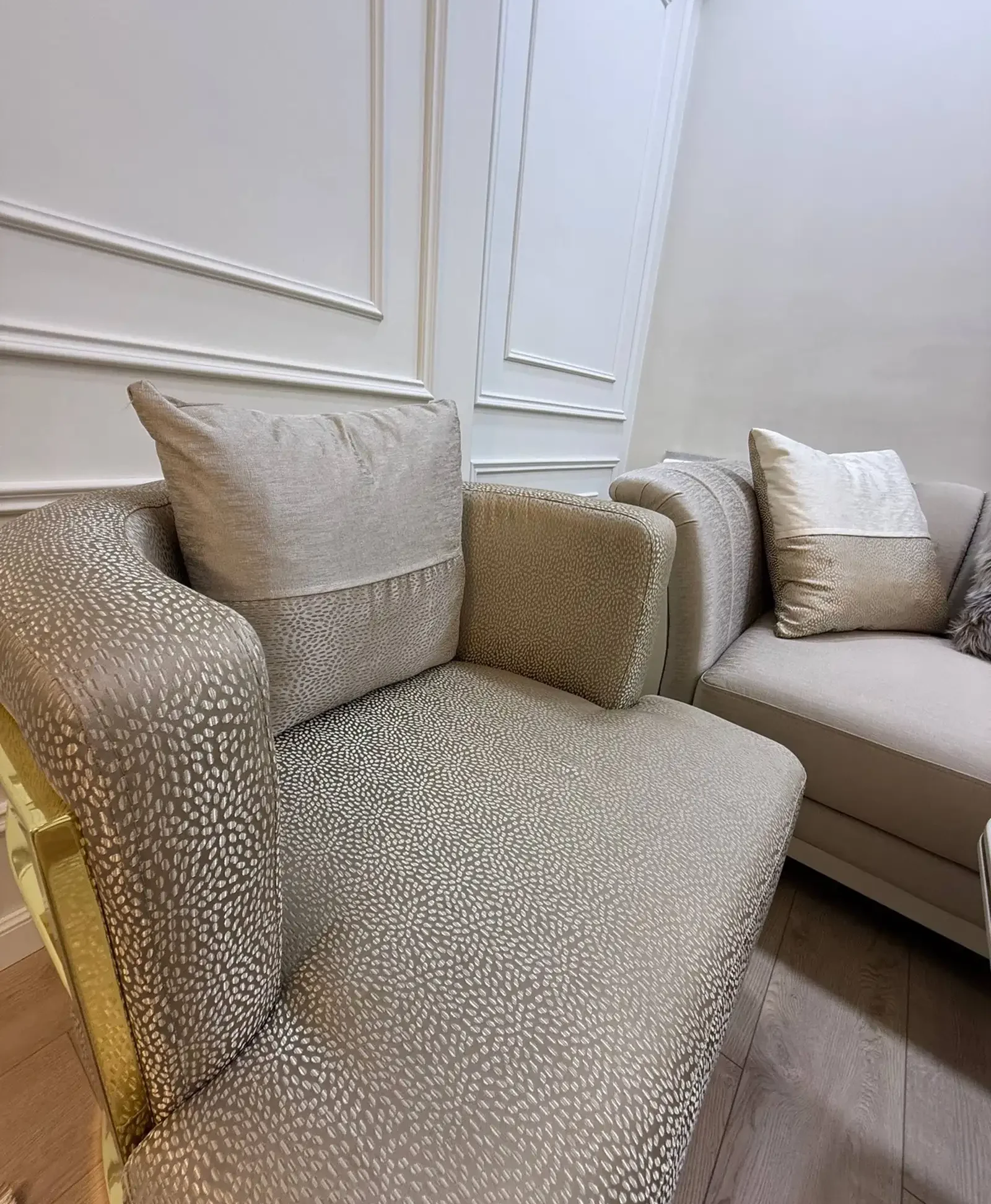 3-комн. квартира, 4 этаж, 168 м², Исмоили Сомони Овир Пули Сангин