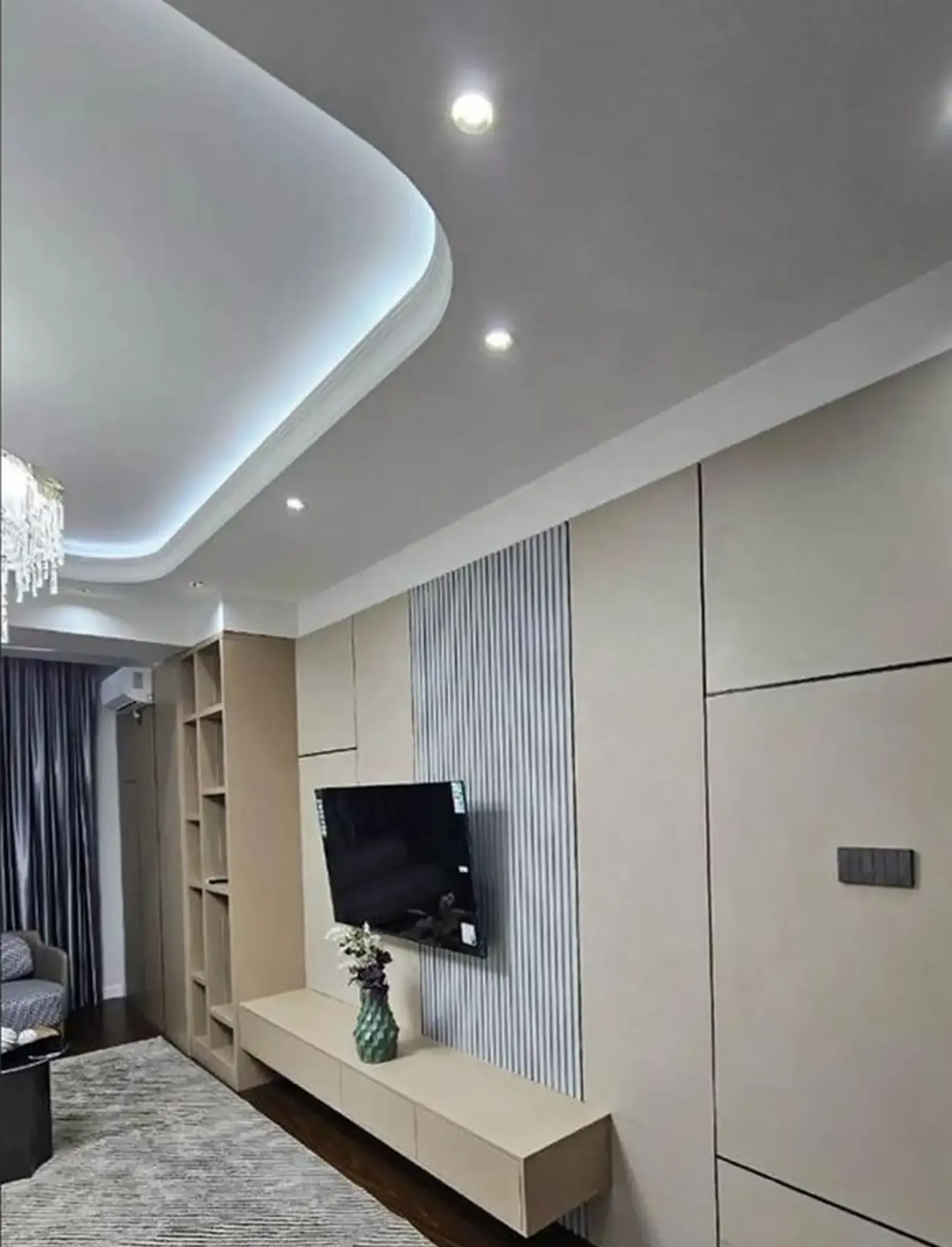 2-комн. квартира, 16 этаж, 53м², Шохмансур