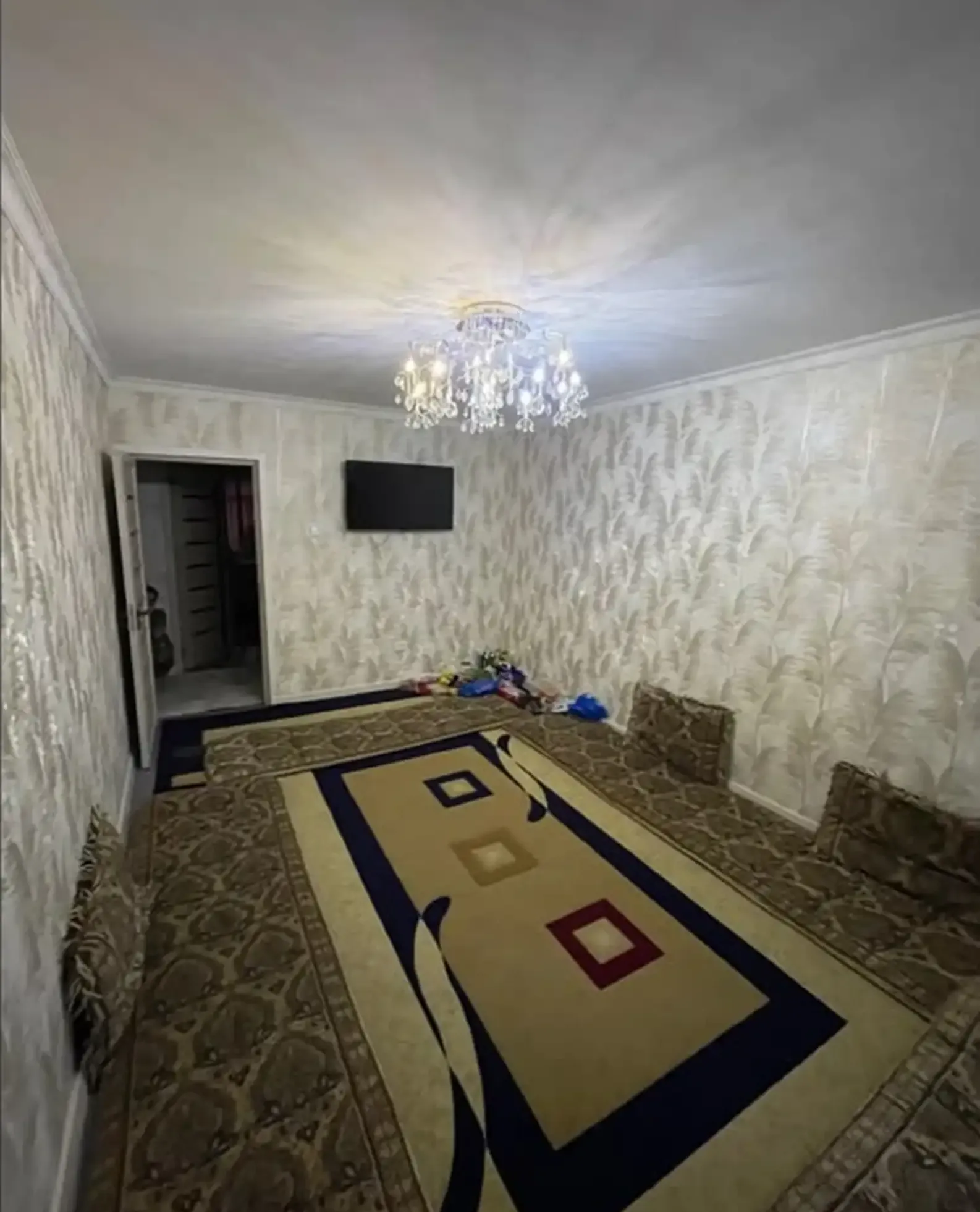 2-комн. квартира, 4 этаж, 70м², Сино