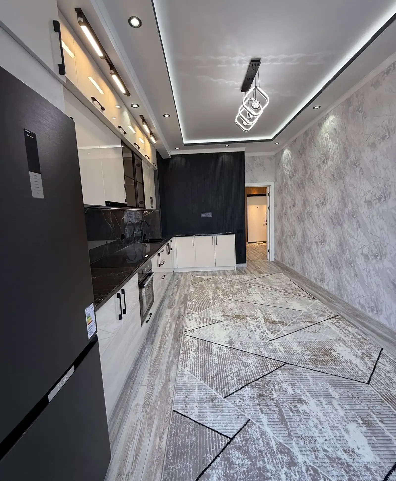 2-комн. квартира, 14 этаж, 76 м², Сино