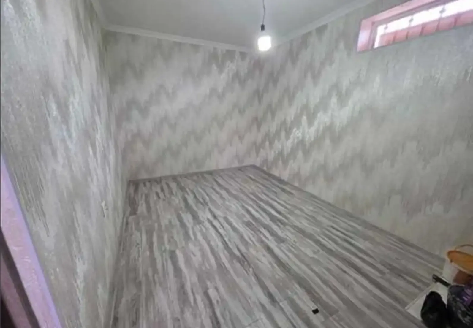3-комн. квартира, Цокольный этаж, 66м², Шохмансур