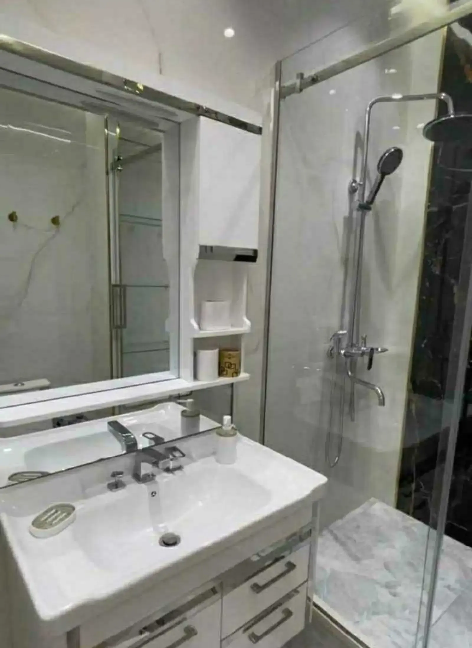 2-комн. квартира, 13 этаж, 93м², Спартак