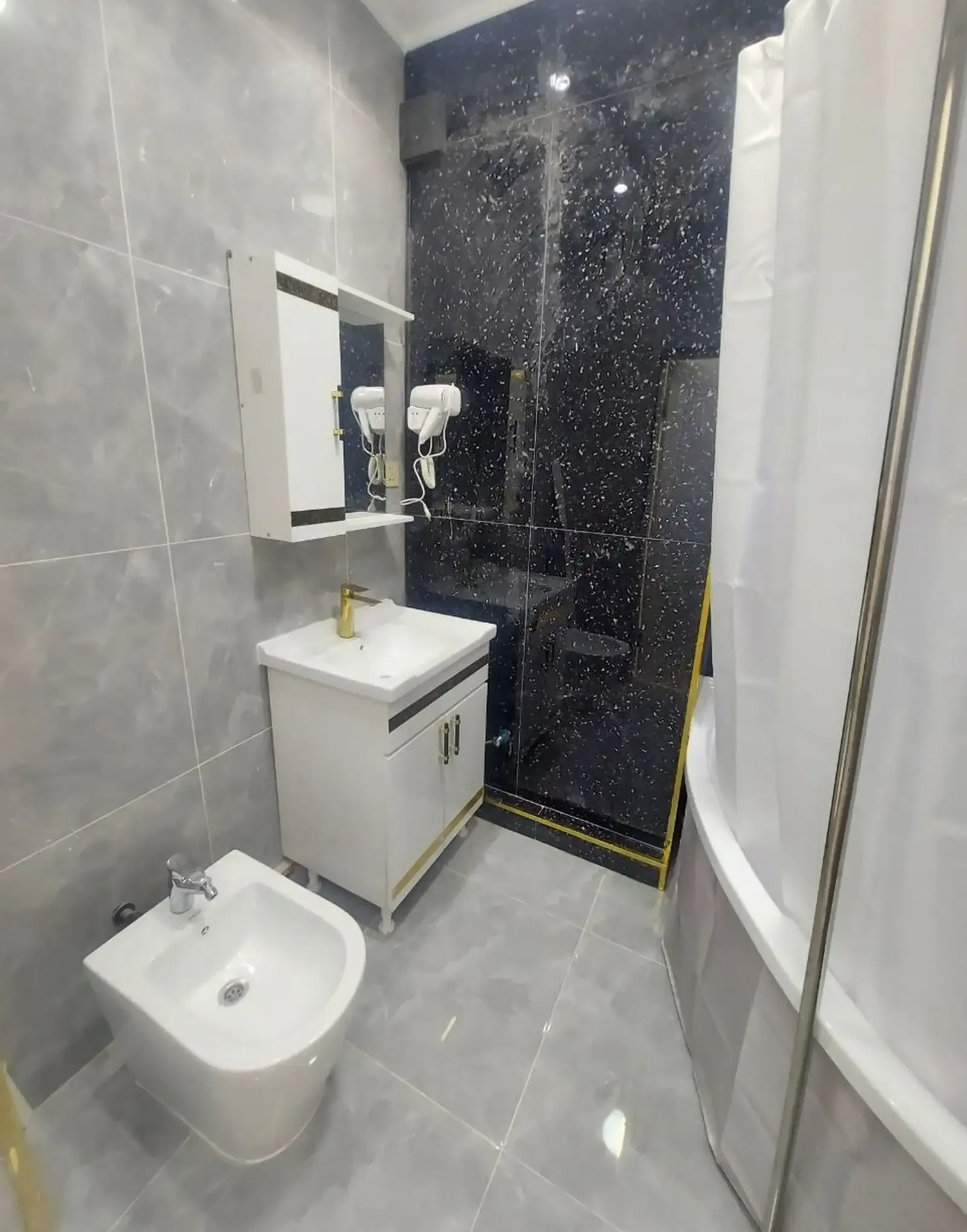 2-комн. квартира, 13 этаж, 63 м², Чал Чам