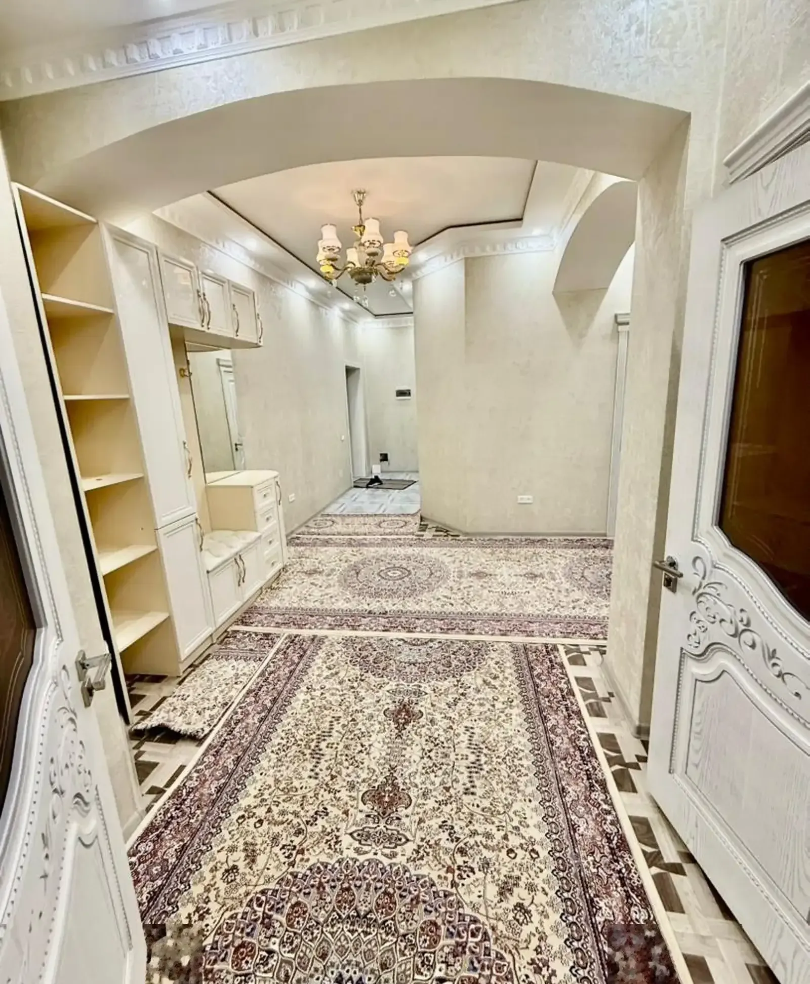 3-комн. квартира, 4 этаж, 130м², Дом печать