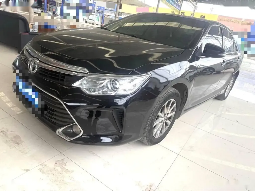 Toyota Camry, 2016