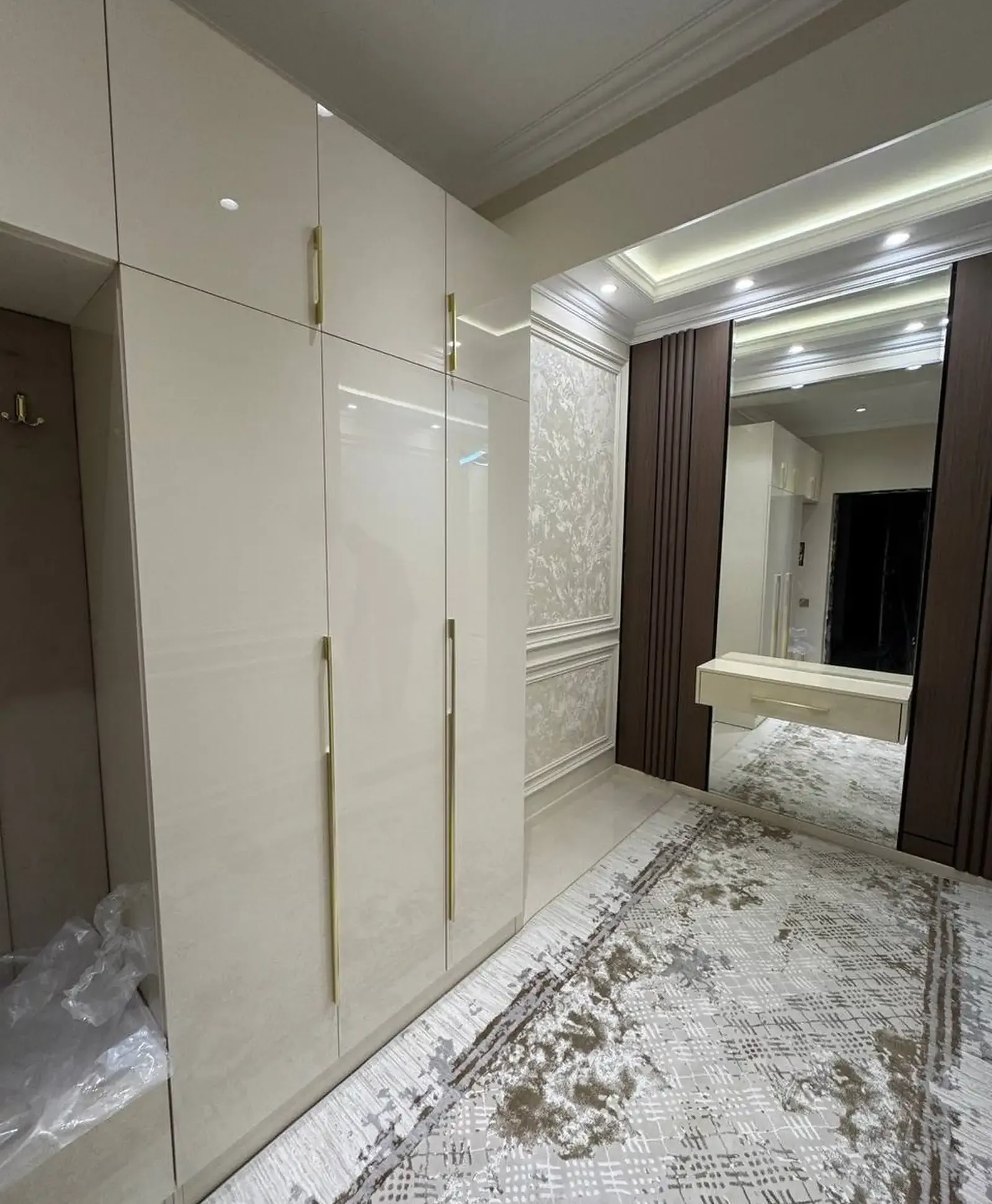 3-комн. квартира, 4 этаж, 93 м², н.Сино,кольцевой Профсоюз