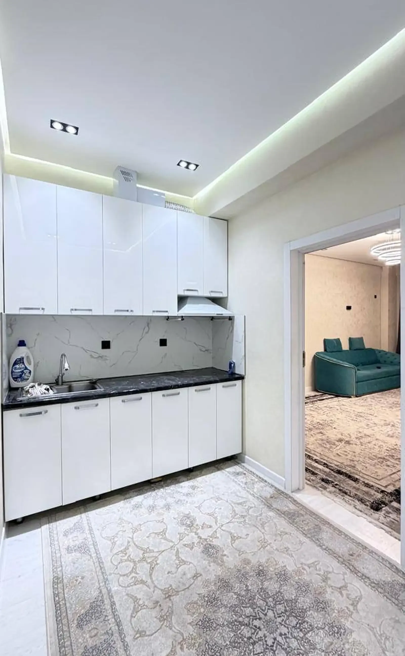2-комн. квартира, 14 этаж, 55 м², Фирдавси
