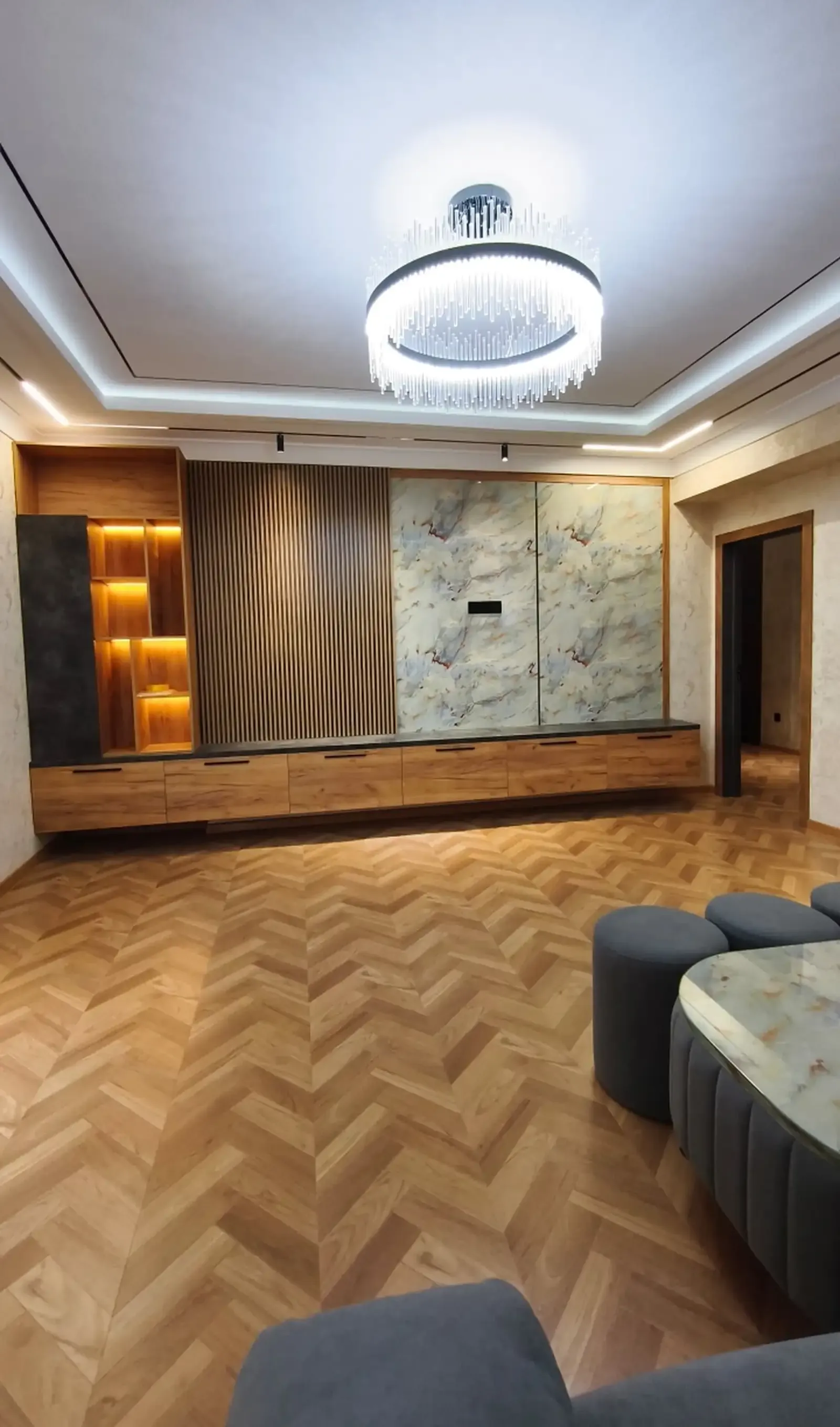2-комн. квартира, 14 этаж, 85 м², Хукумат Шохмансур