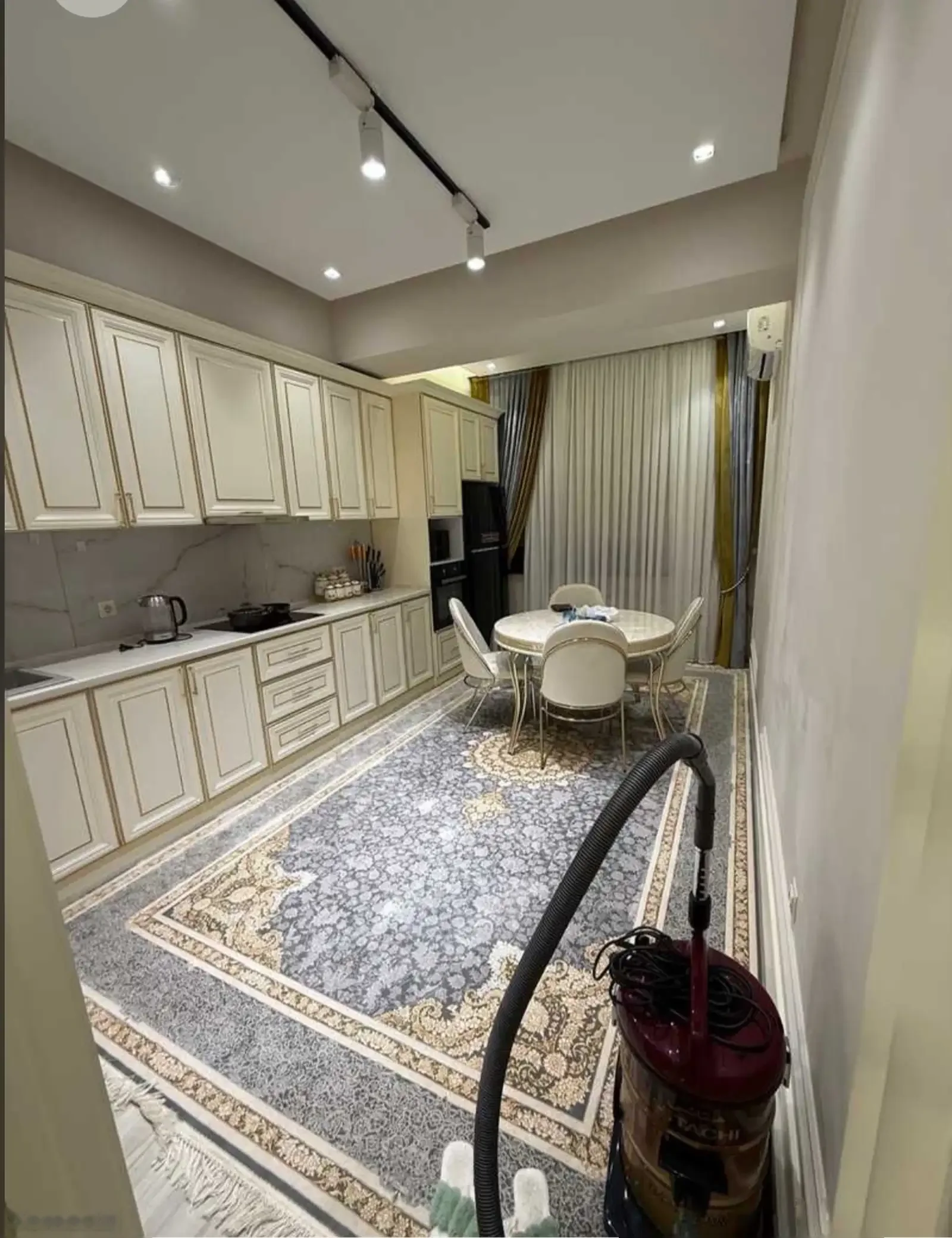 3-к квартира, 9 этаж, 97 м², шохмансур Гуля голд