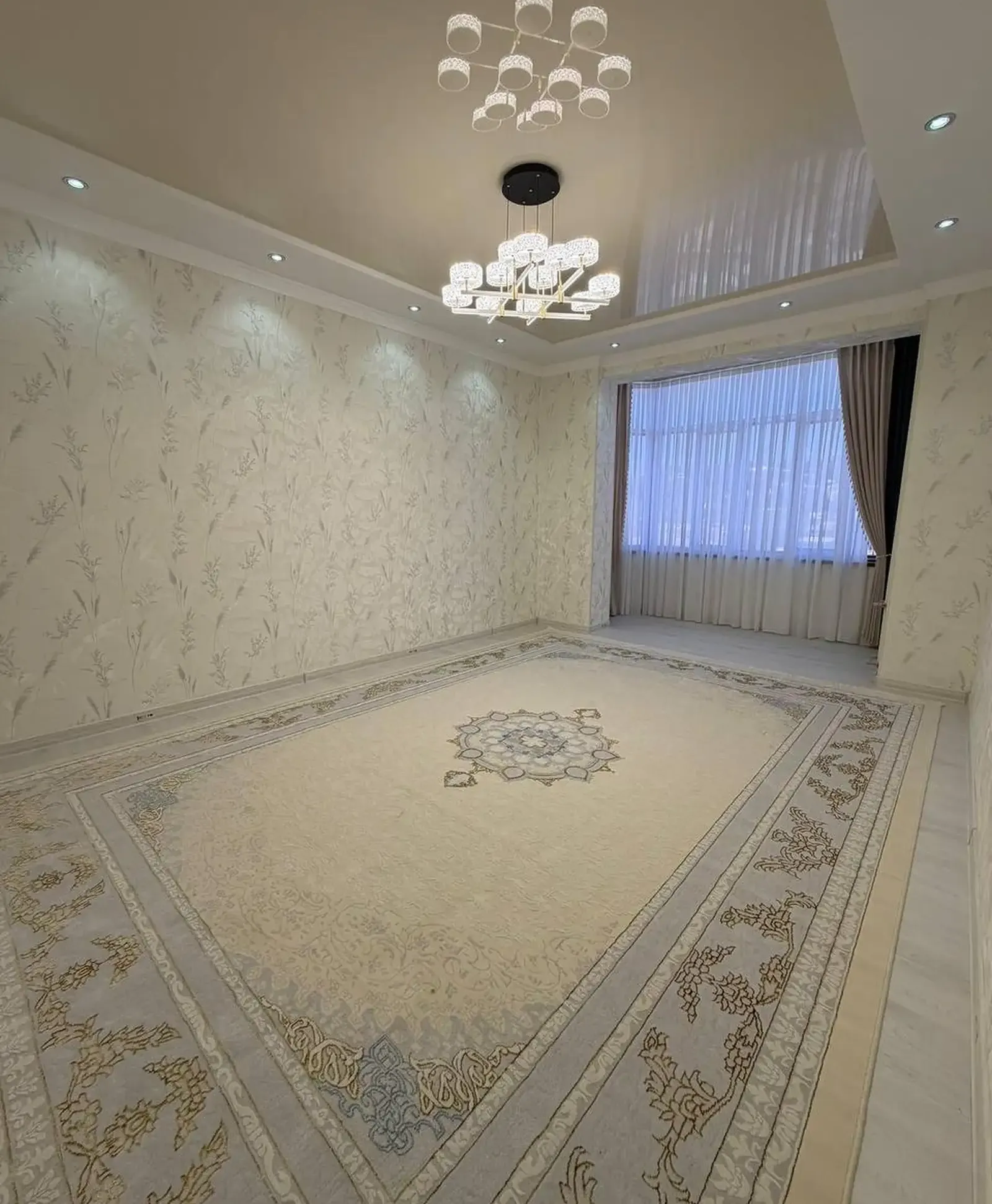 2-комн. квартира, 12 этаж, 81 м², Шохмансур 3 база