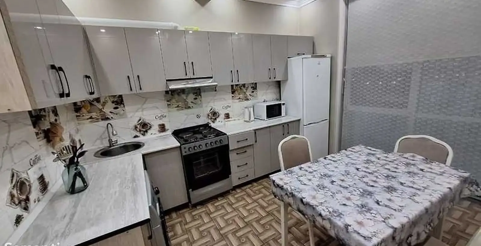 2-комн. квартира, 12 этаж, 70м², Караболо