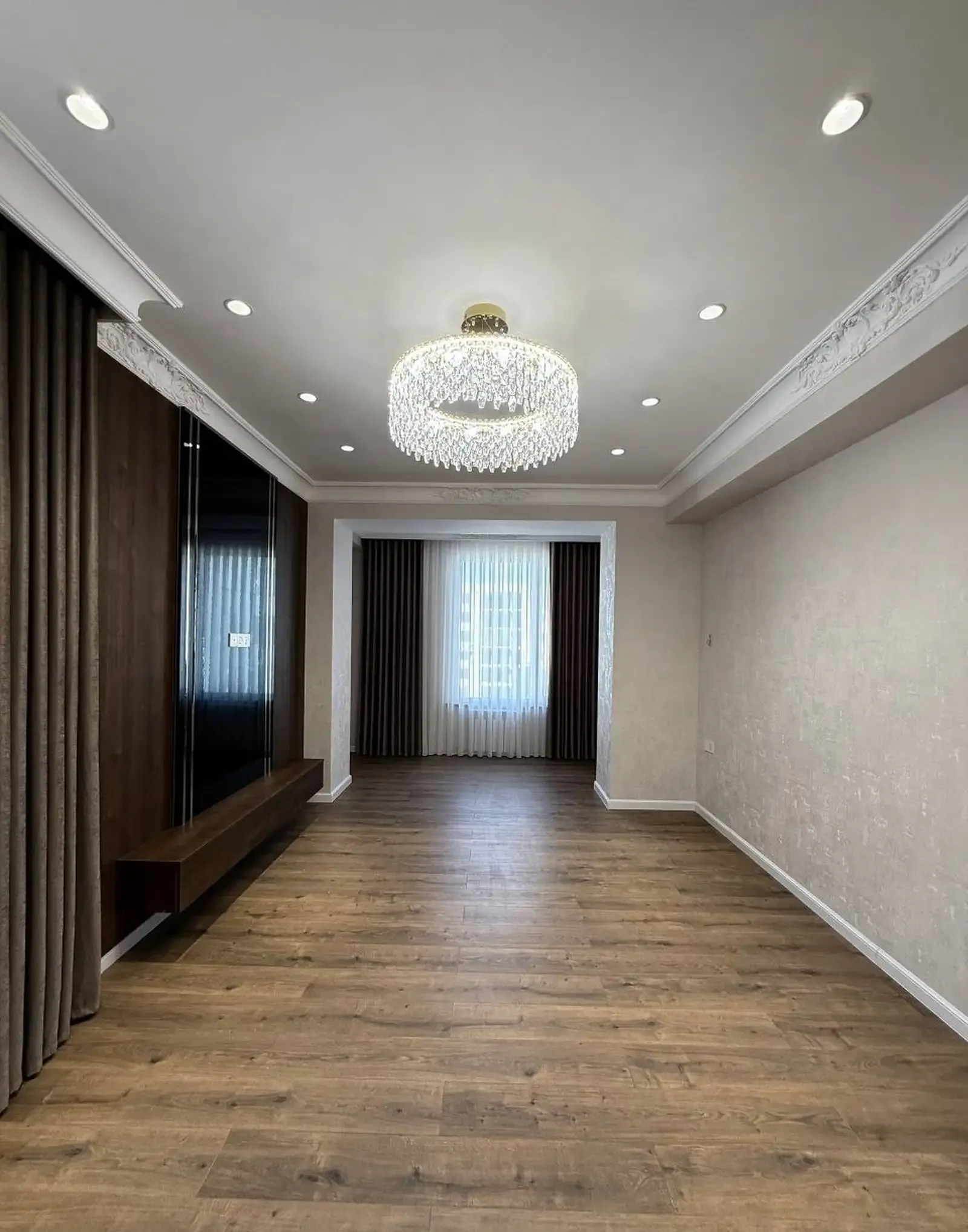 3-комн. квартира, 12 этаж, 109 м², Шохмансур, Старый аэропорт, Relax