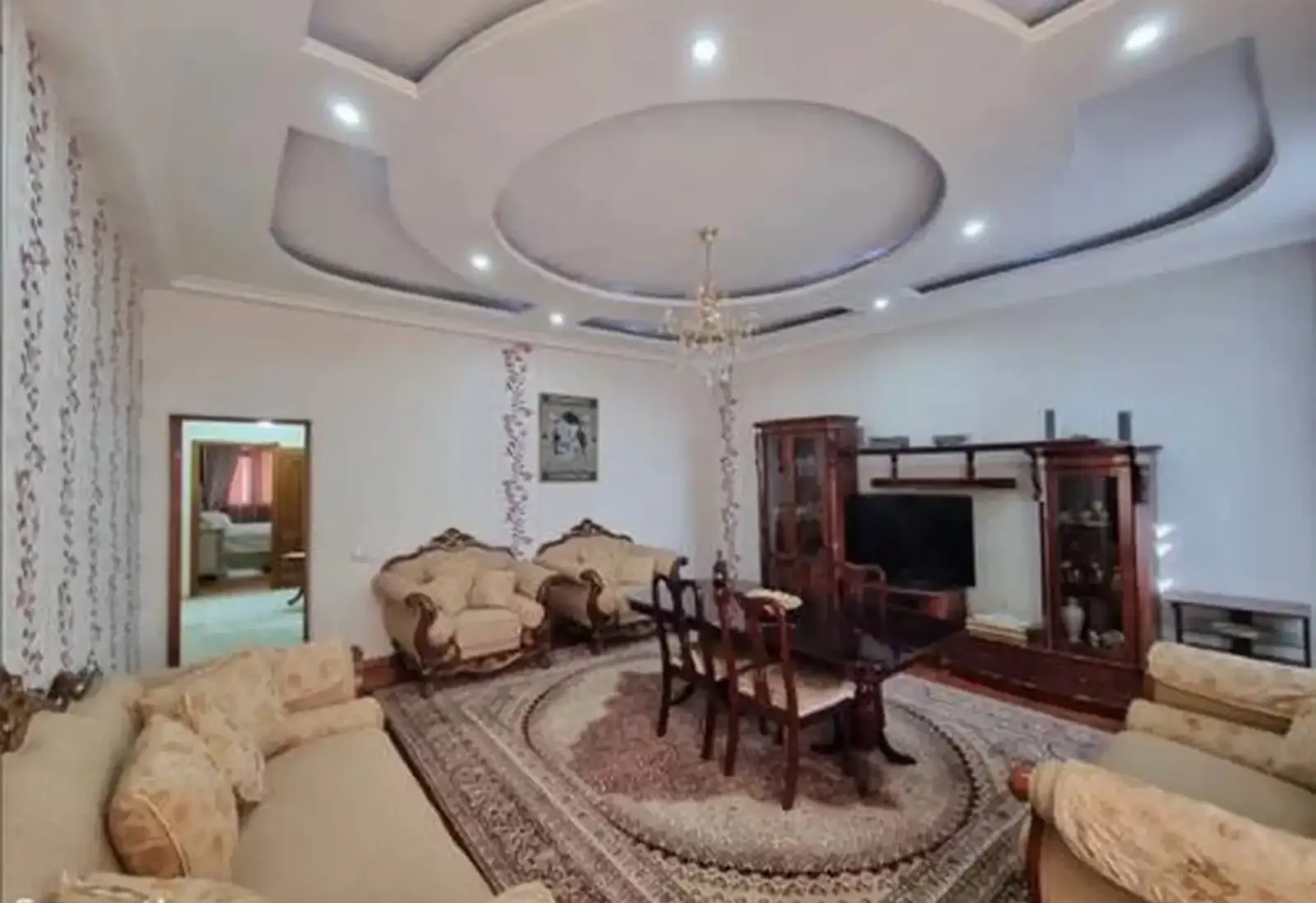 5-комн. квартира, 3 этаж, 220м², Сомони