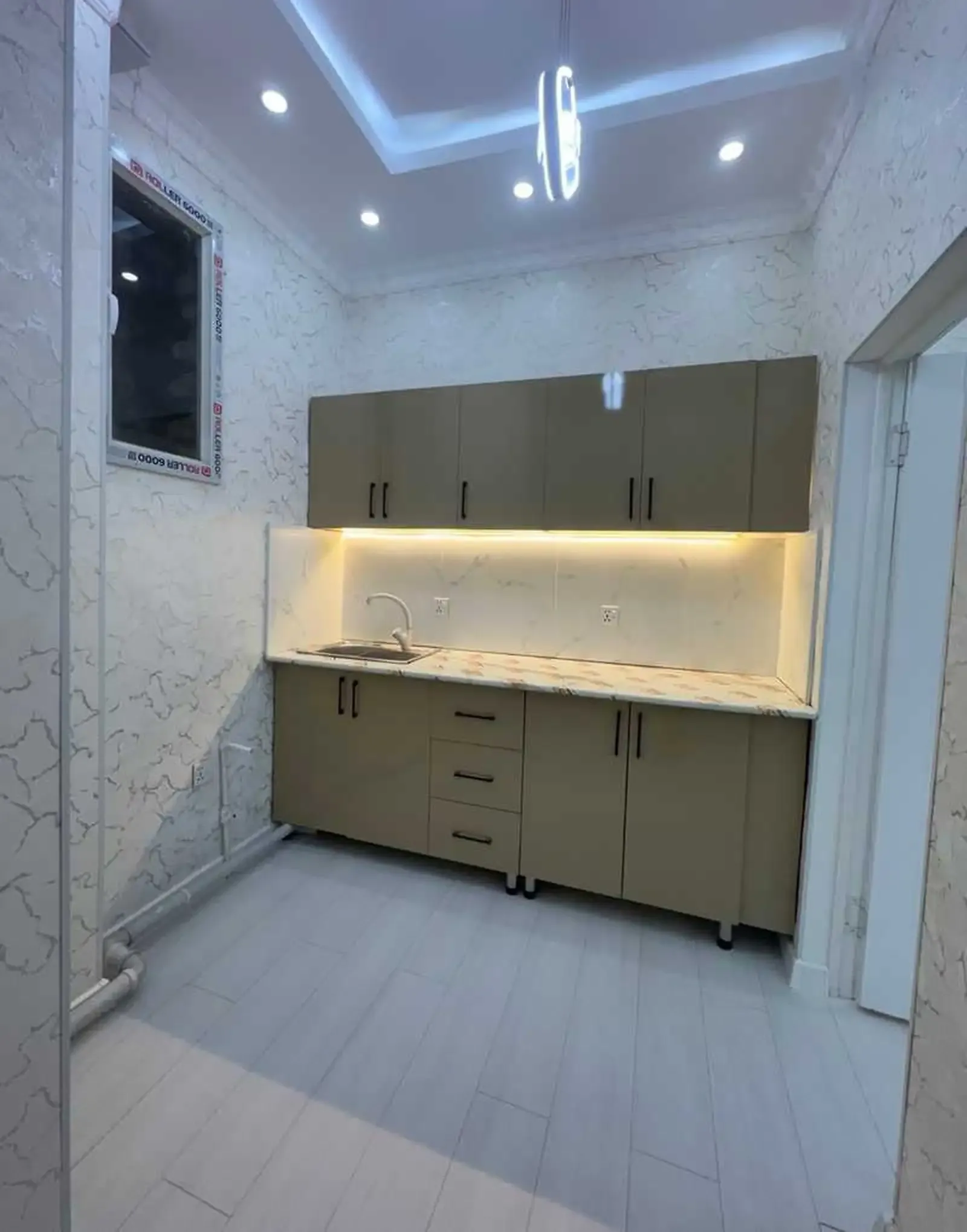 3-комн. квартира, 2 этаж, 83 м², сино