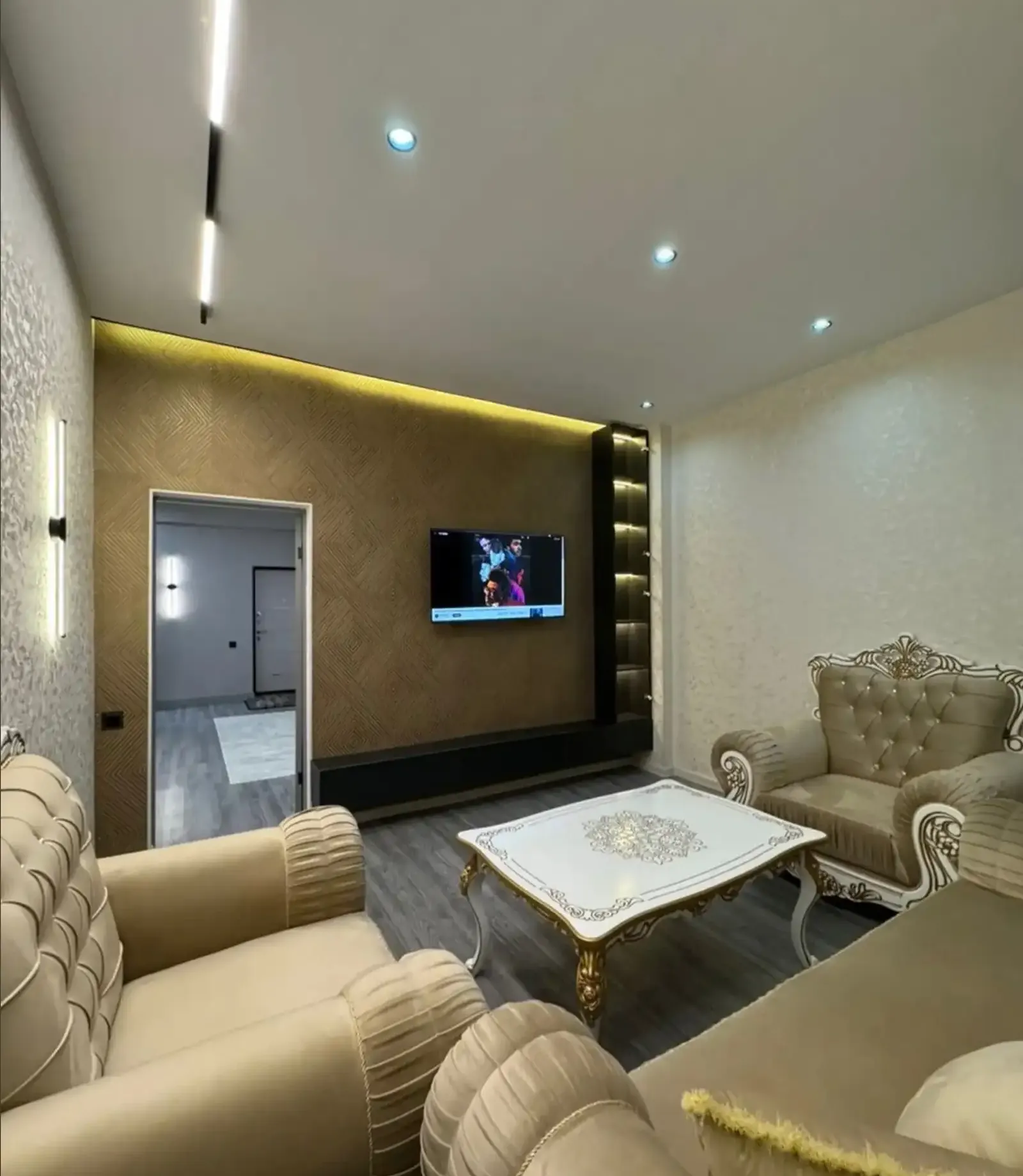 2-комн. квартира, 18 этаж, 80м², шохмансур