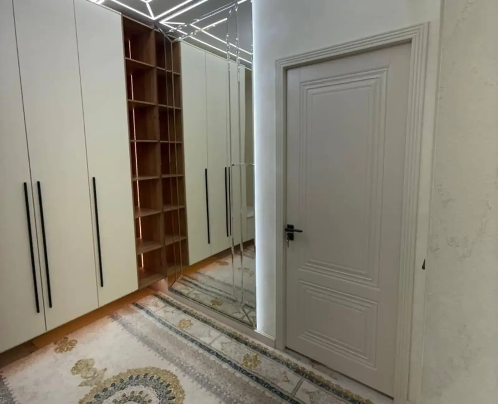 2-комн. квартира, 12 этаж, 63 м², Сино