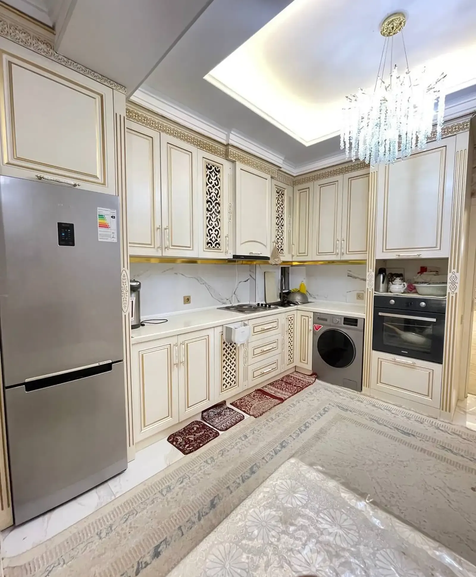 3-комн. квартира, 18 этаж, 117 м², Шохмансур, Танка