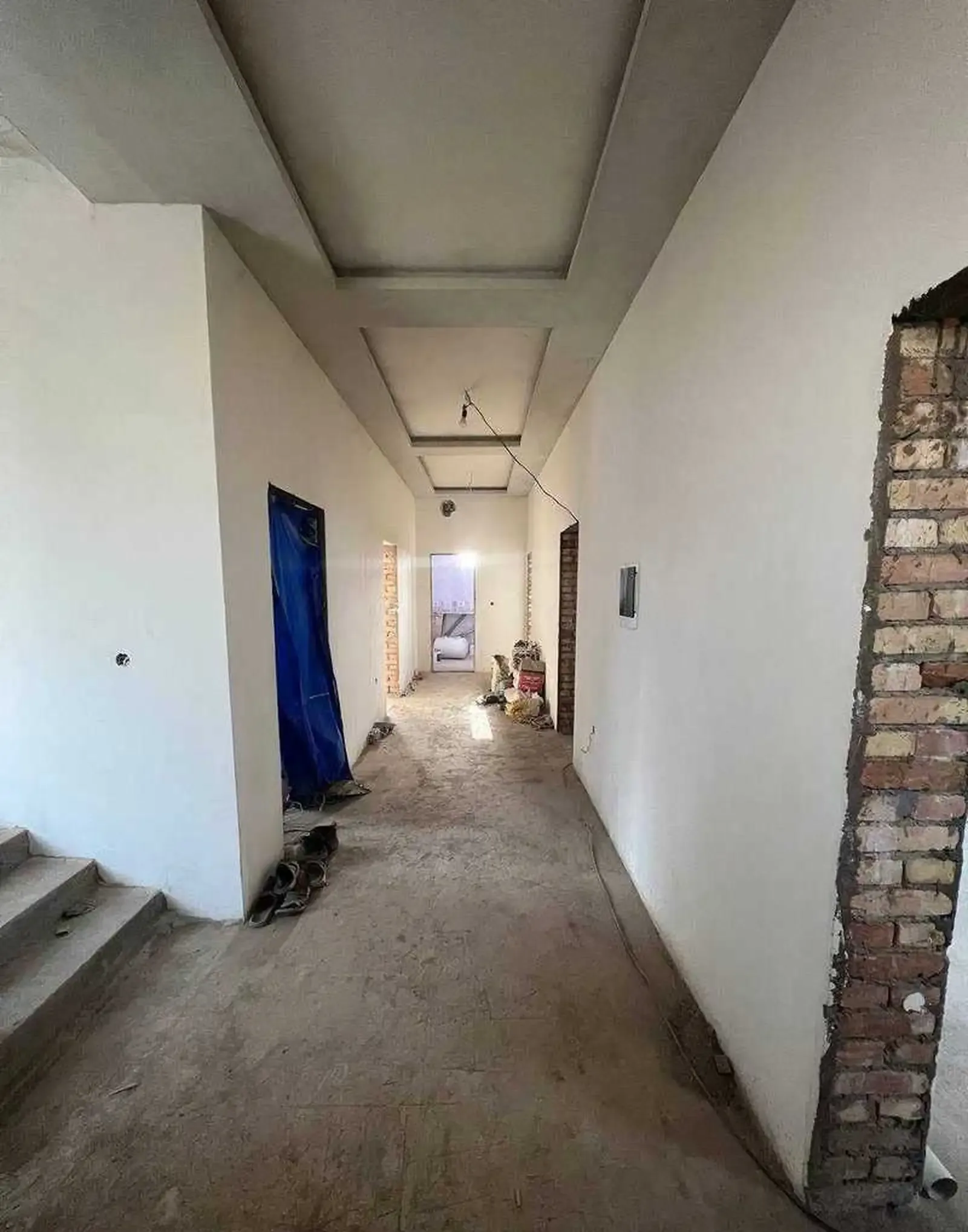 2 этажный, 10-комн. дом, 1200 м², 12 соток, Шохмансур