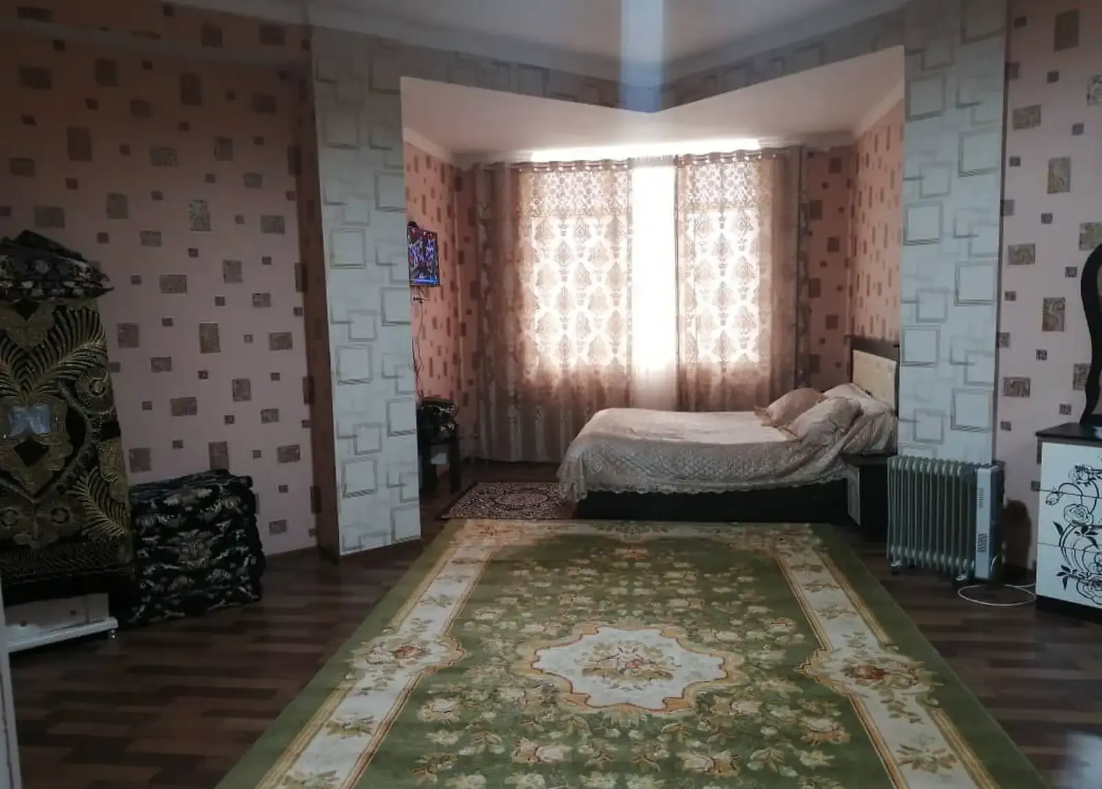 4-комн. квартира, 12 этаж, 200 м², Спартак