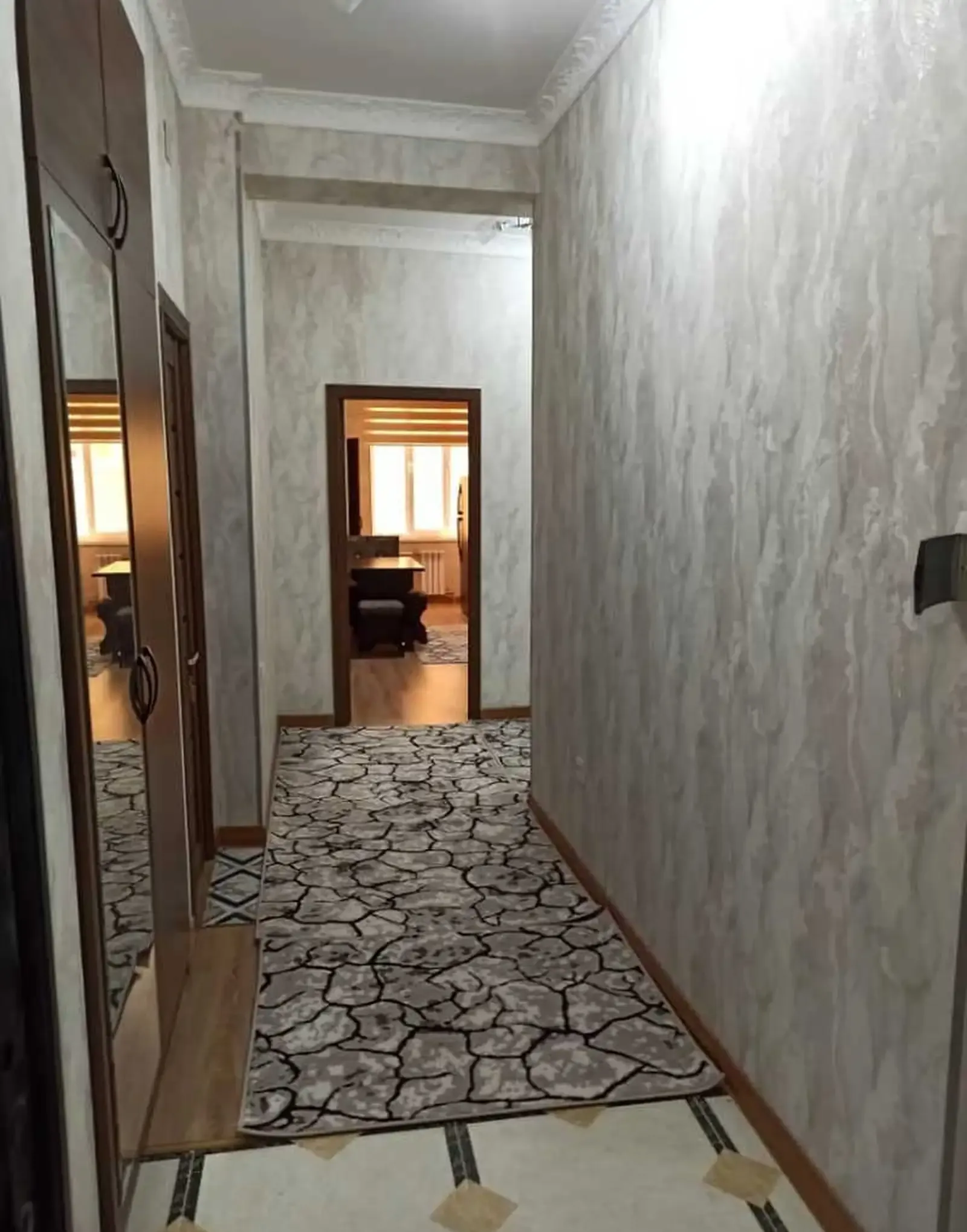 2-комн. квартира, 6 этаж, 63м², сино