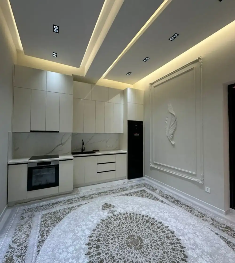 2-комн. квартира, 15 этаж, 75м², Шохмансур Садбарг бари гостиница Точикистон