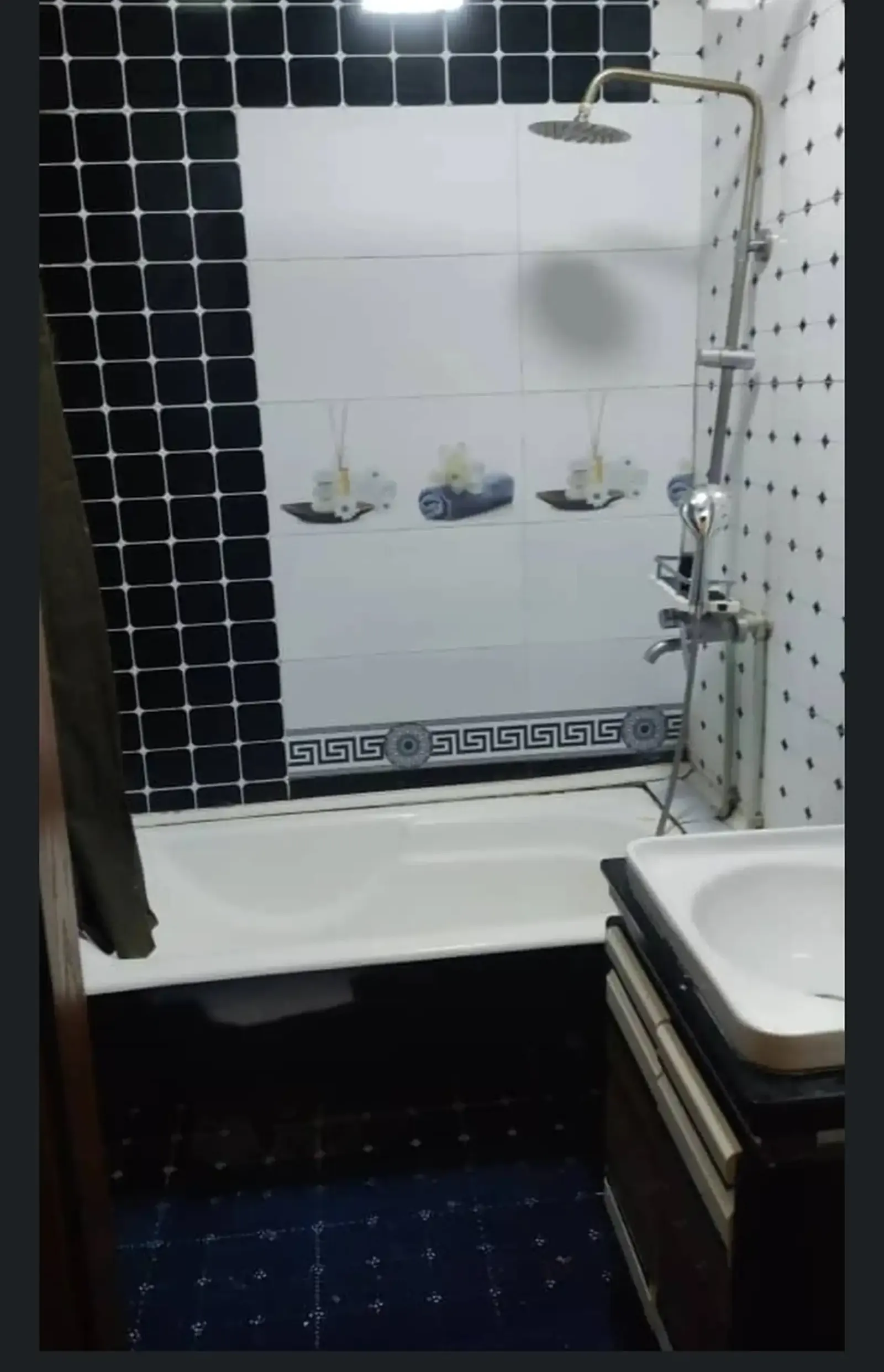 2-комн. квартира, 5 этаж, 77м², Гипрозем, мойка 999