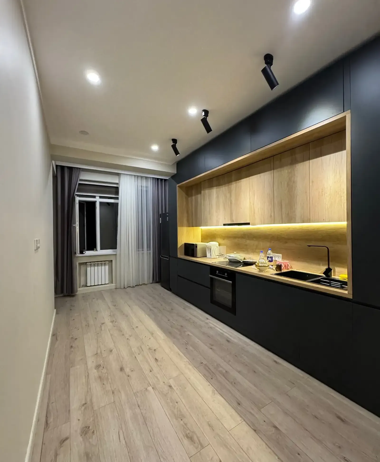 3-комн. квартира, 11 этаж, 110м², Овир/Ашан