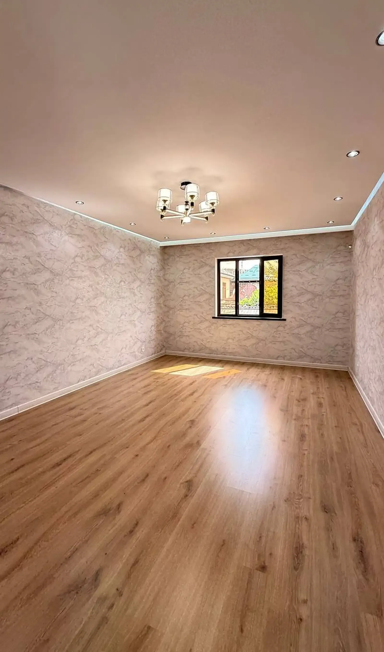 2-этажный, 14 комнатный дом, 565 м², Шохмансур