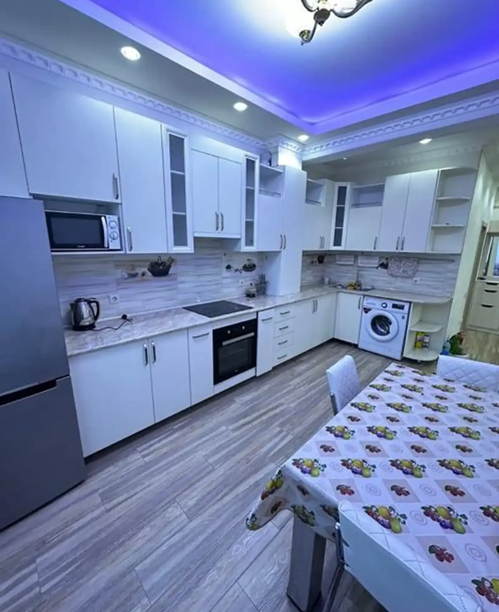 3-комн. квартира, 6 этаж, 76м², Сомони