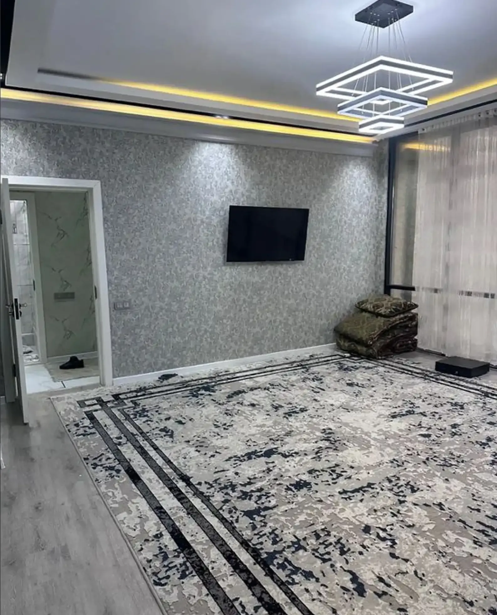 2-комн. квартира, 17 этаж, 120м², Фирдавси