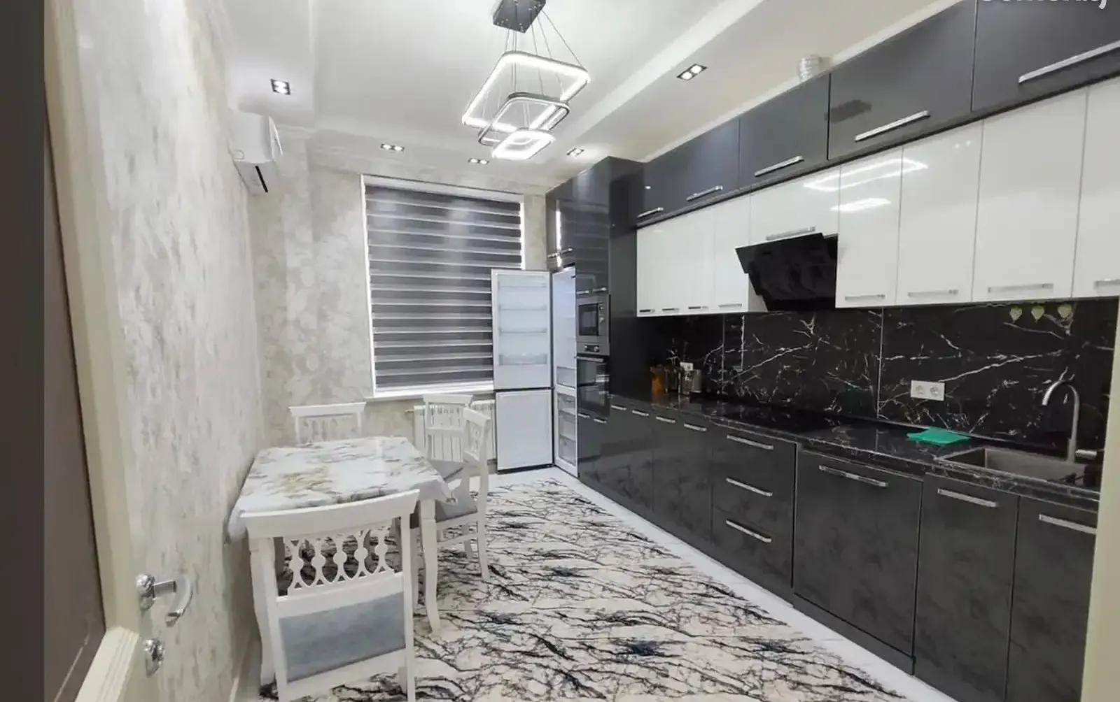 2-комн. квартира, 10 этаж, 92м², Сино