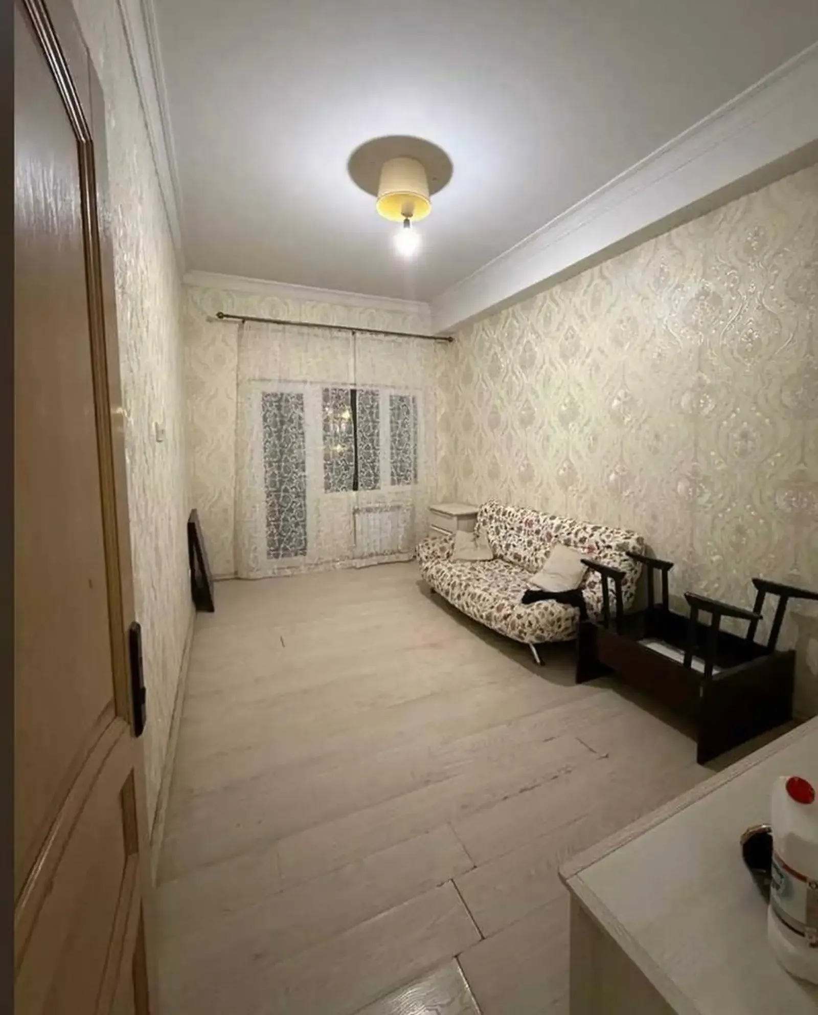 3-комн. квартира, 2 этаж, 100м², Сино