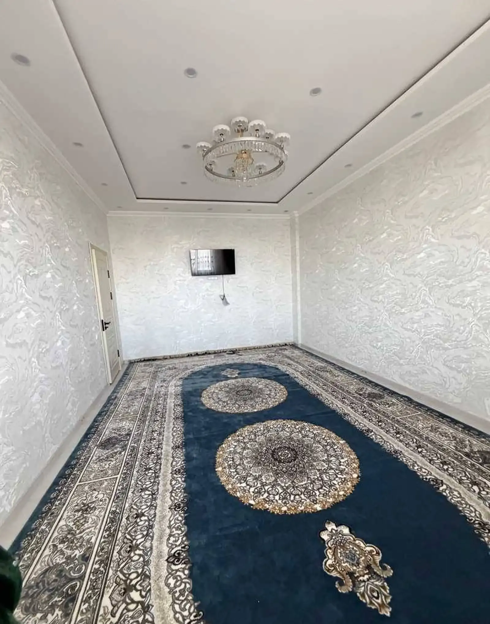 3-комн. квартира, 11 этаж, 100 м², Шоҳмансур