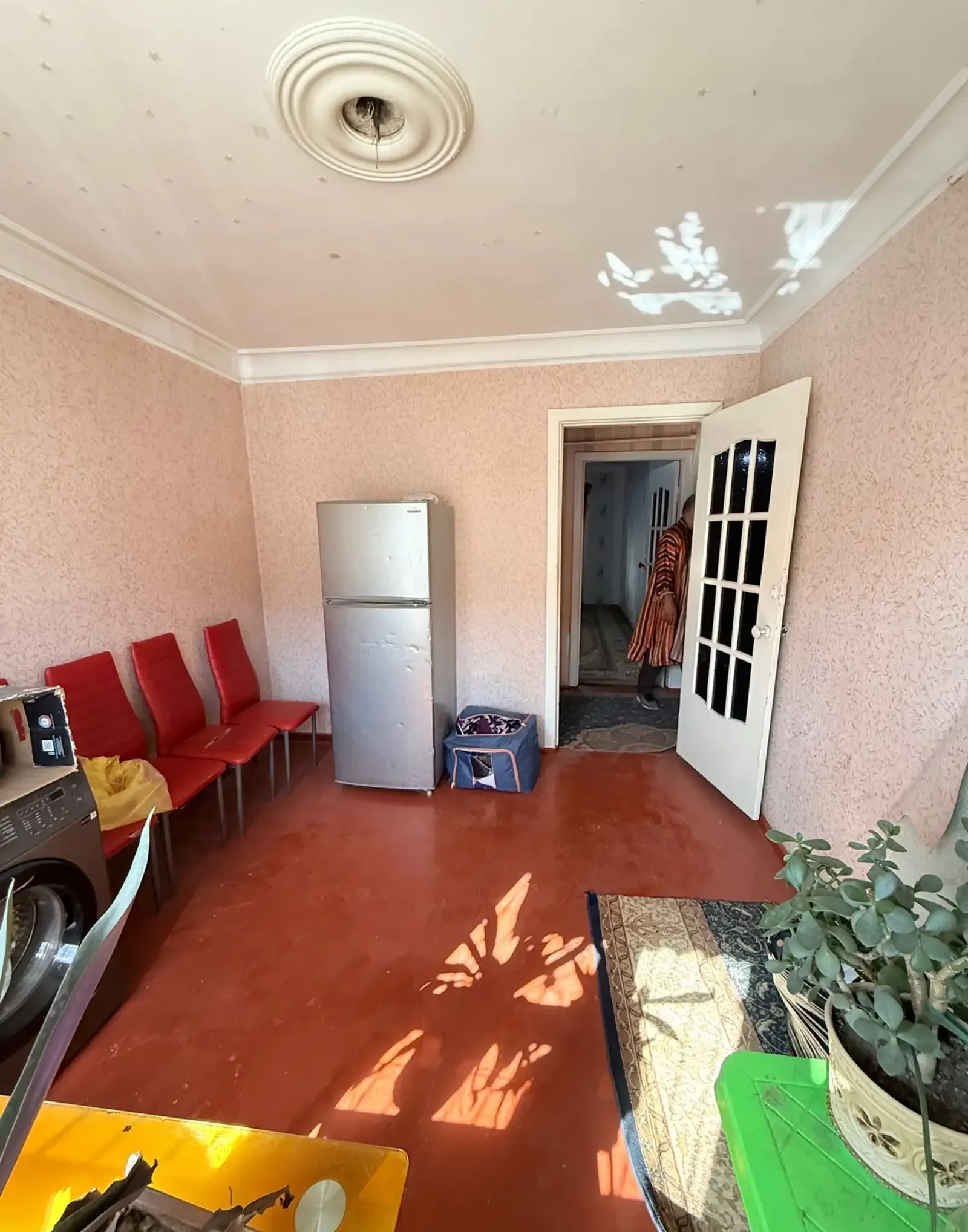 3-комн. квартира, 1 этаж, 58 м², 101мкр. перед эстокадой 82мкр