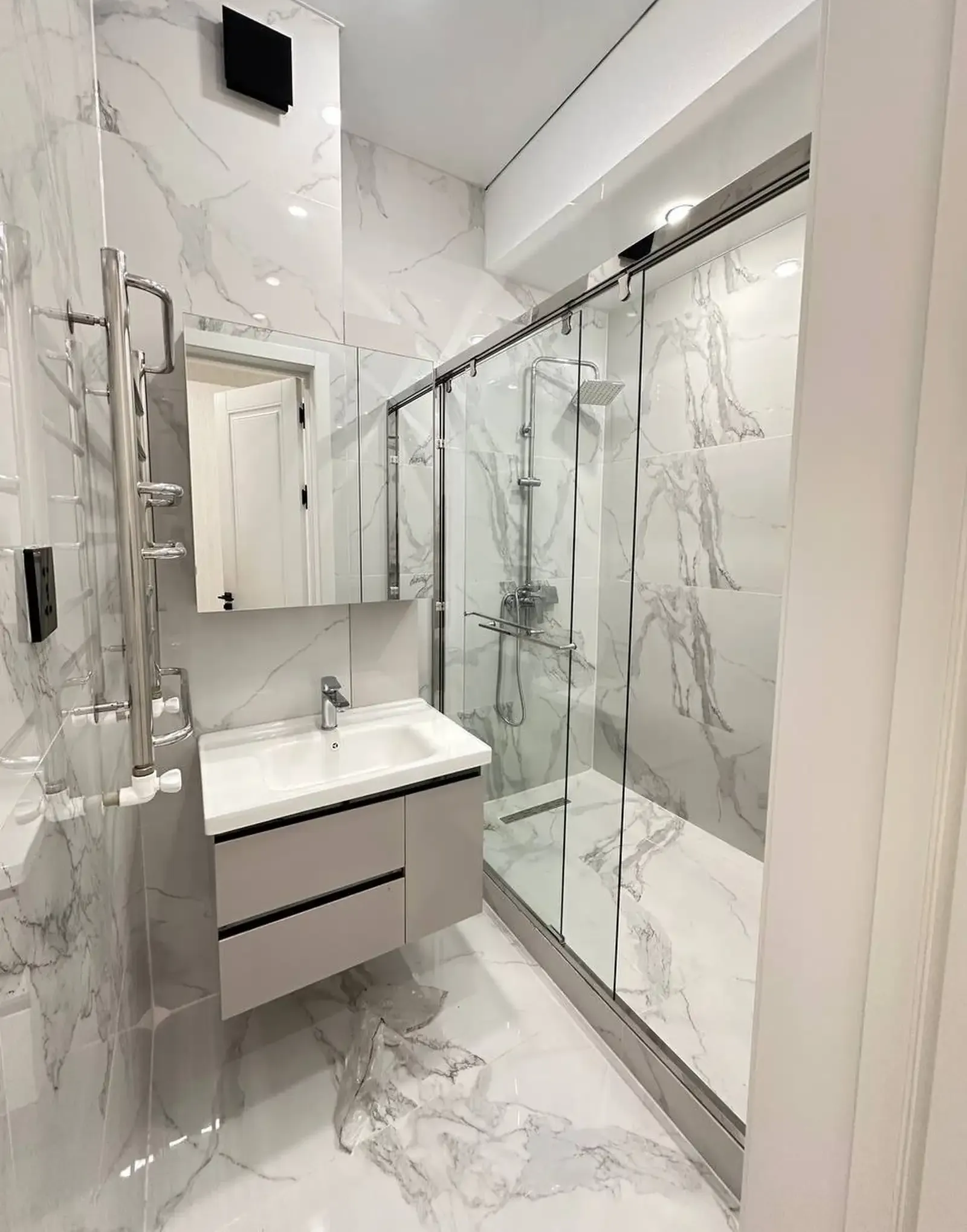 3-комн. квартира, 11 этаж, 115 м², н.Сино,82 мкр City Mall
