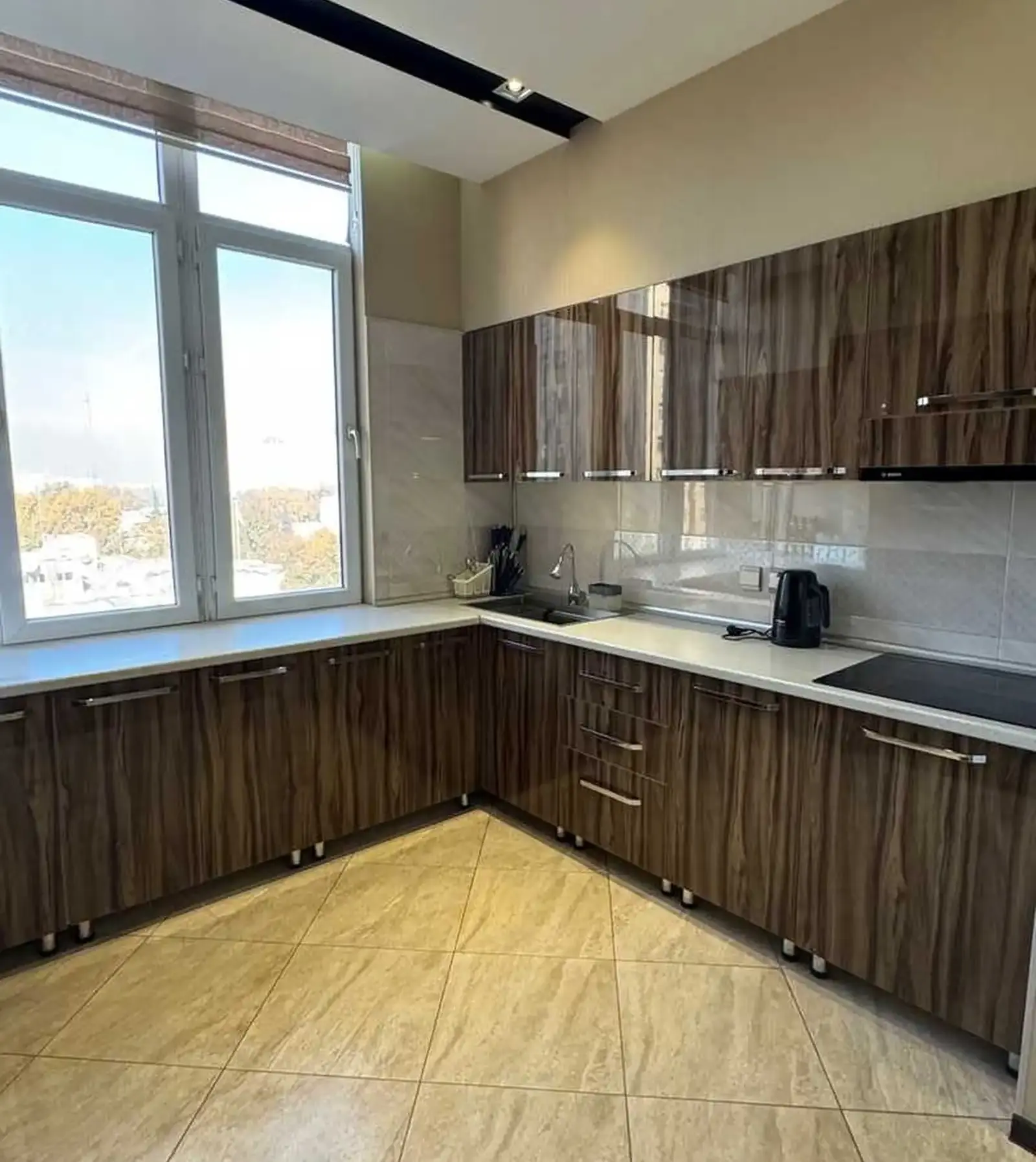 2-комн. квартира, 9 этаж, 100м², Дом печати, Таможенный комитет