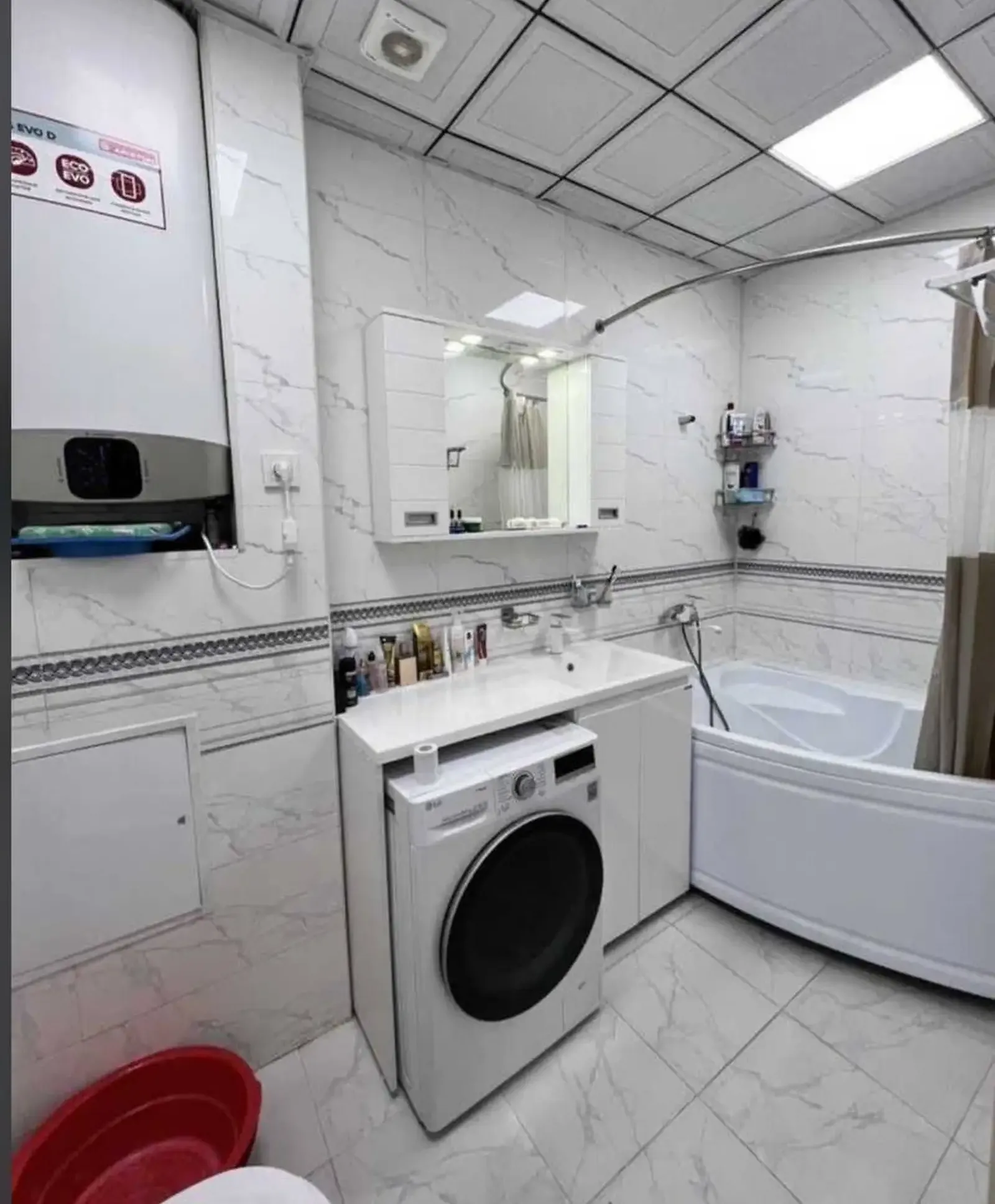 3-комн. квартира, 5 этаж, 107 м², Шохмансур -Садбарг, ул Айни, Вайкики