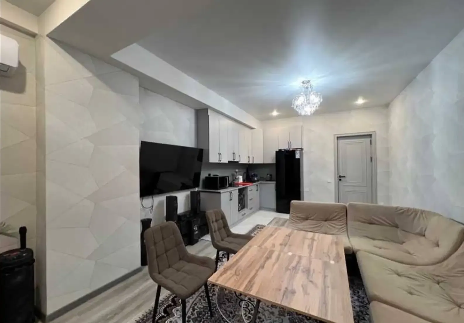 2-комн. квартира, 8 этаж, 65 м², Шохмансур