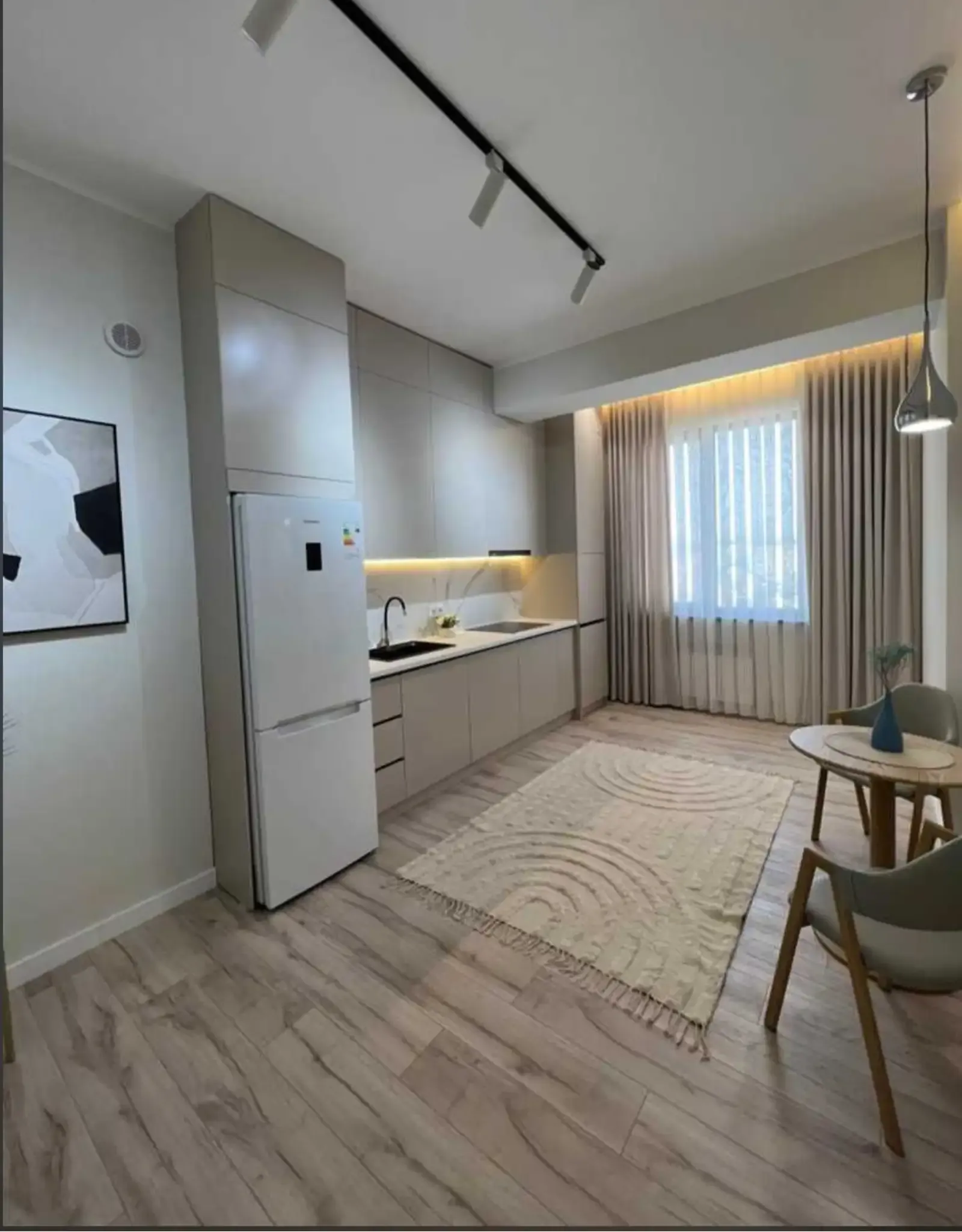 2-комн. квартира, 16 этаж, 76м², шохмансур
