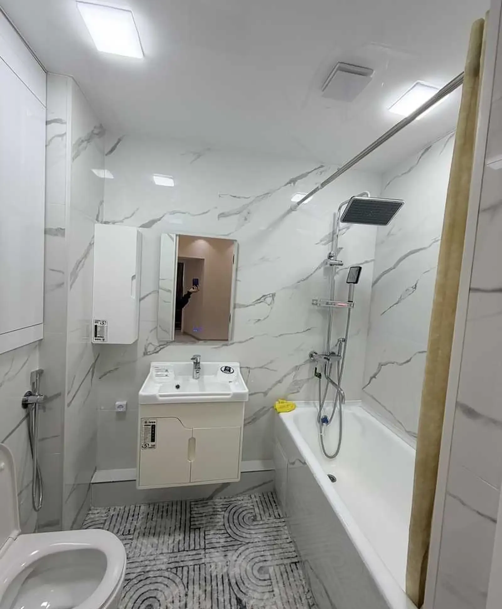 4-комн. квартира, 2 этаж, 100м², Сино 103 мкр