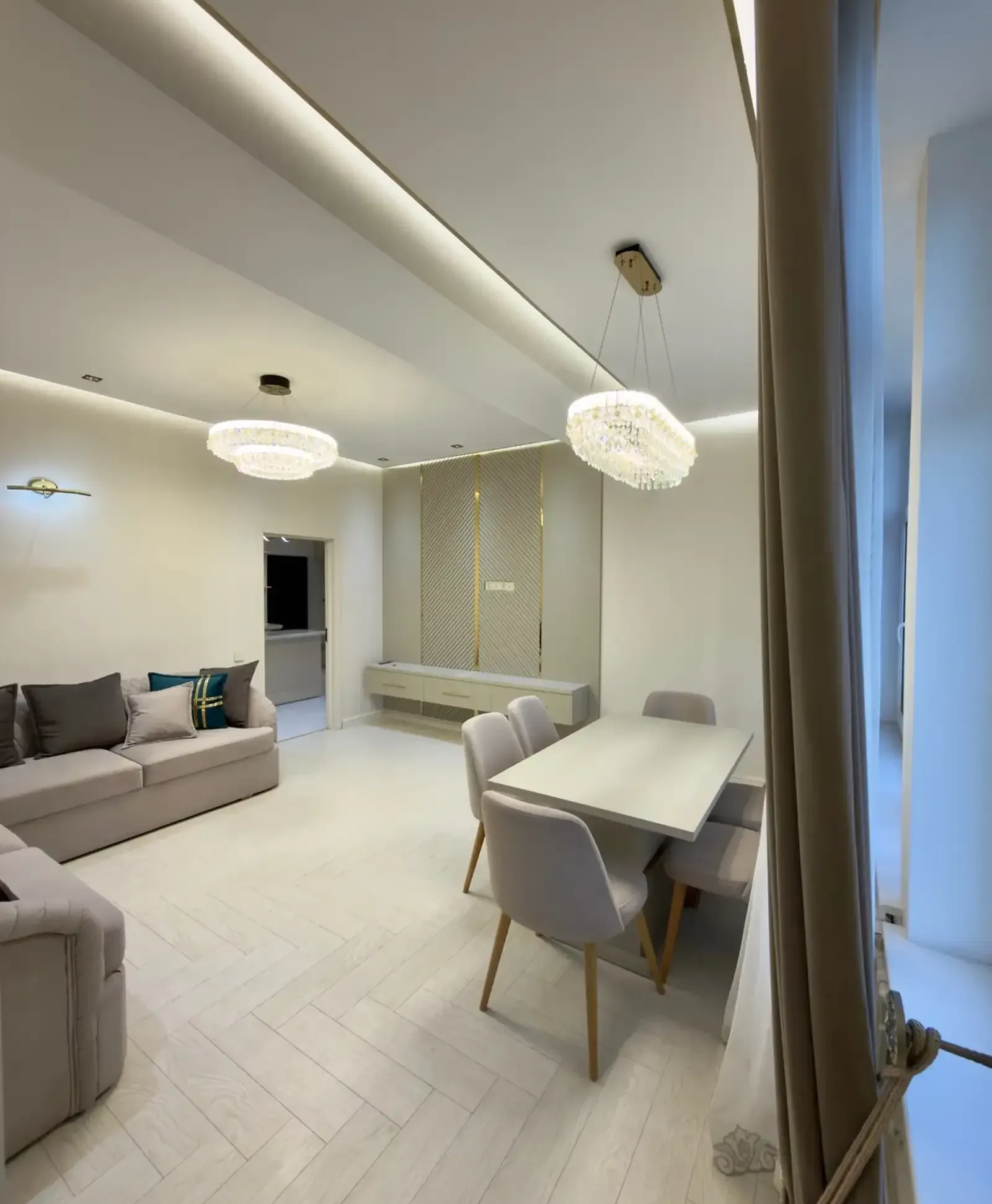 3-комн. квартира, 9 этаж, 100м², Овир/Грандь Отель