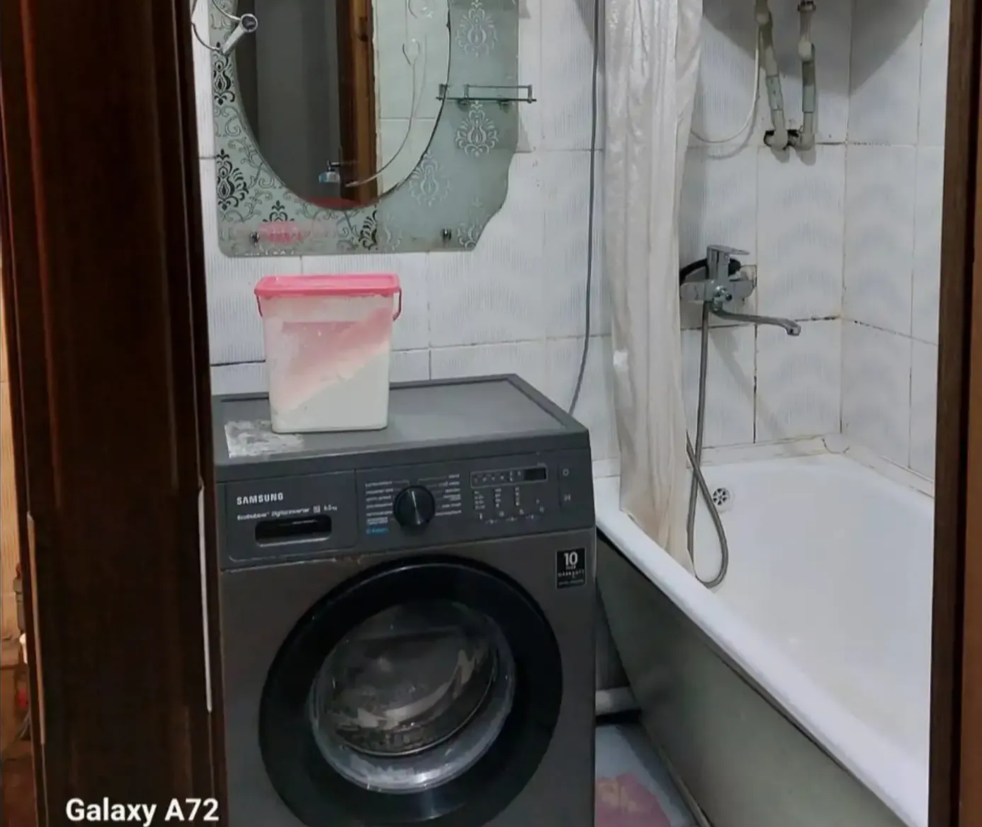 4-комн. квартира, 3 этаж, 80м², Сино
