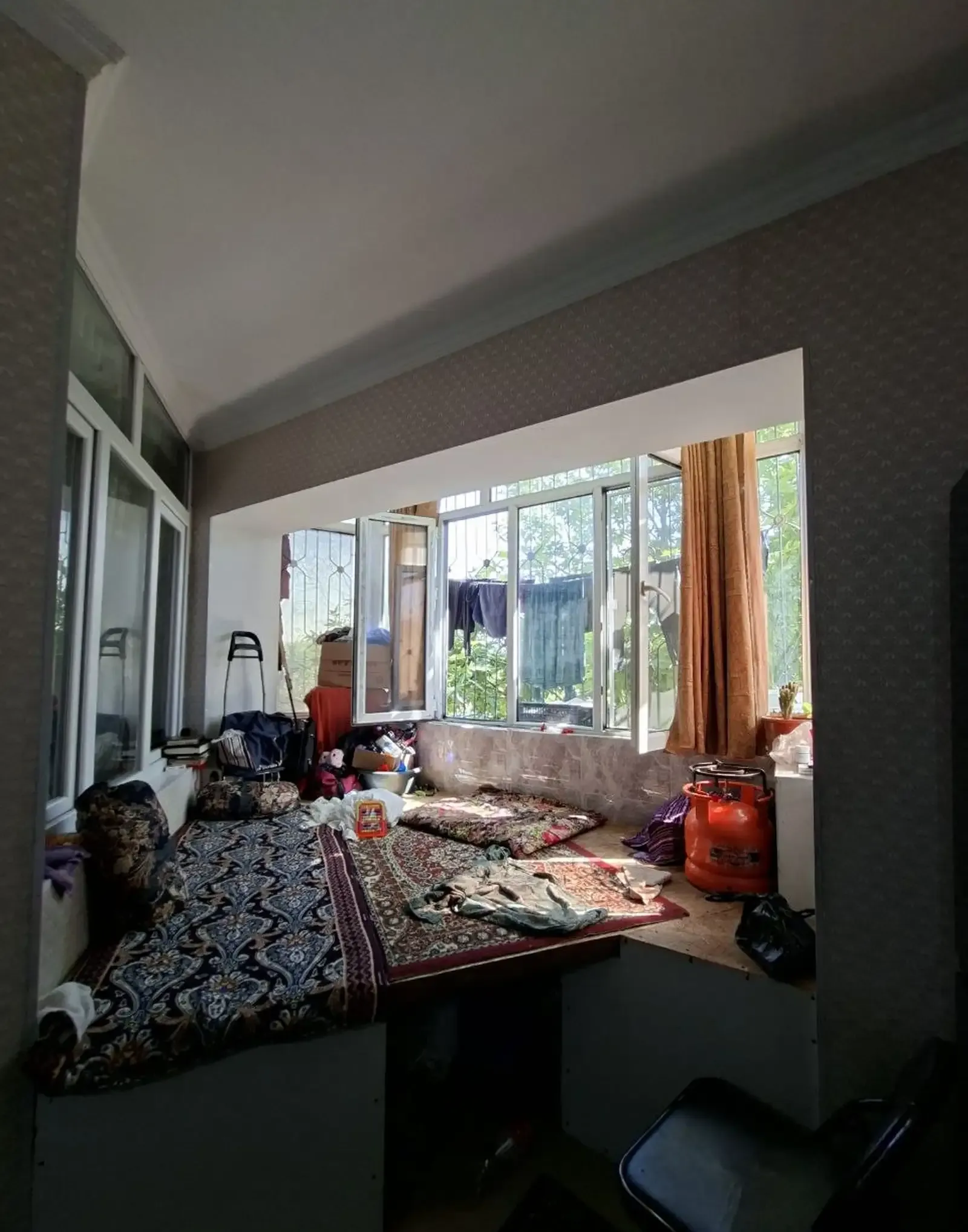 3-комн. квартира, 3 этаж, 64 м², Фирдавси кфс Мардон